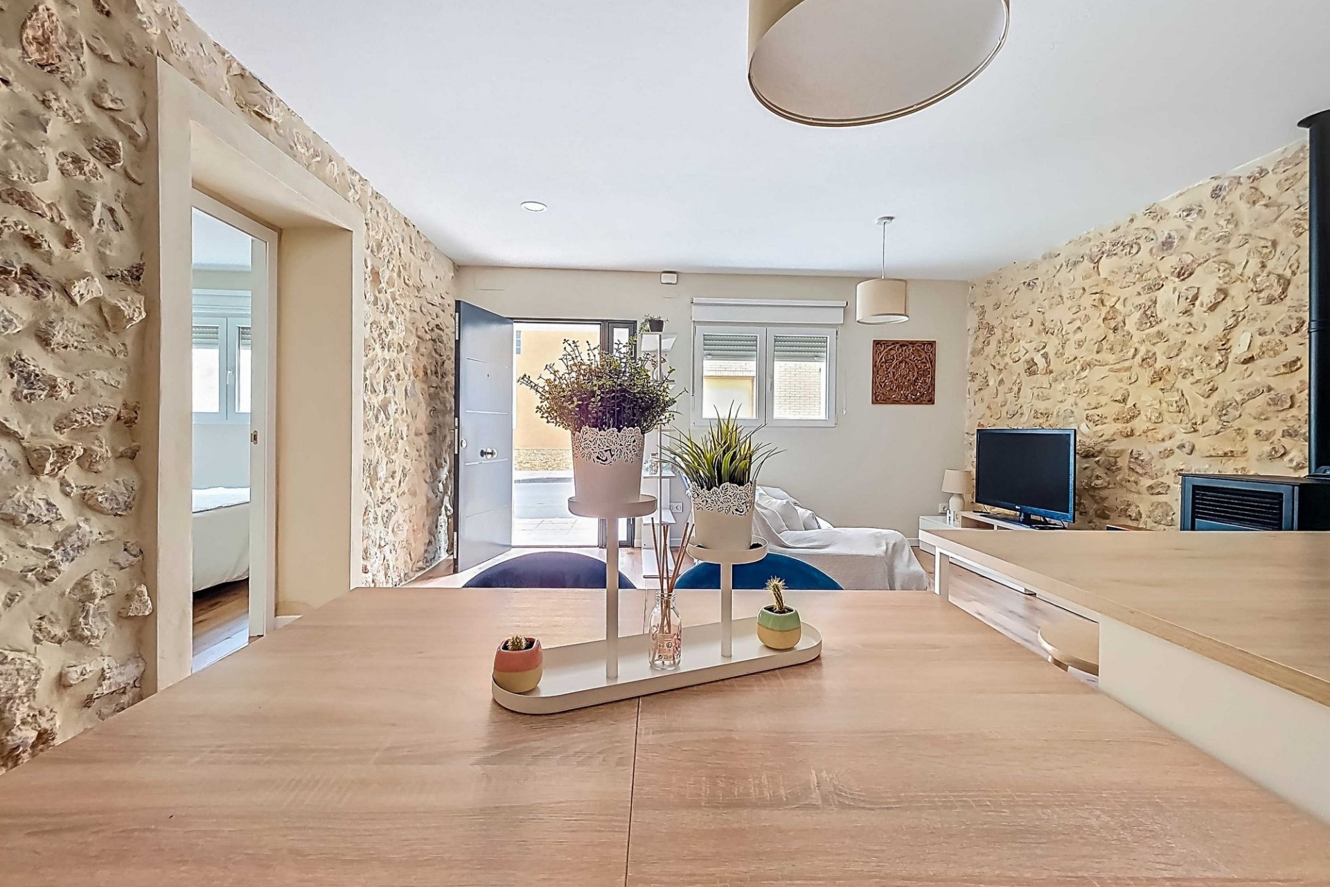 Herverkoop - Herenhuis -
Pinoso