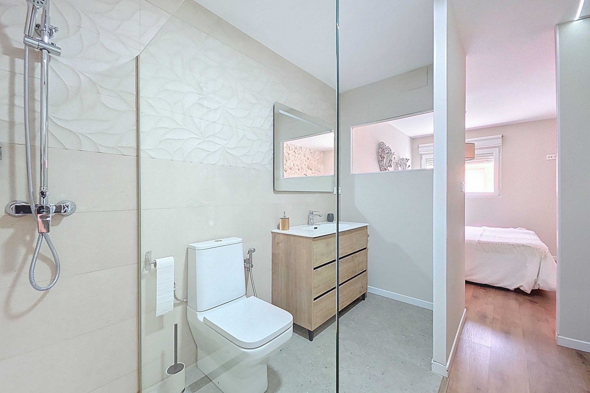 Herverkoop - Herenhuis -
Pinoso