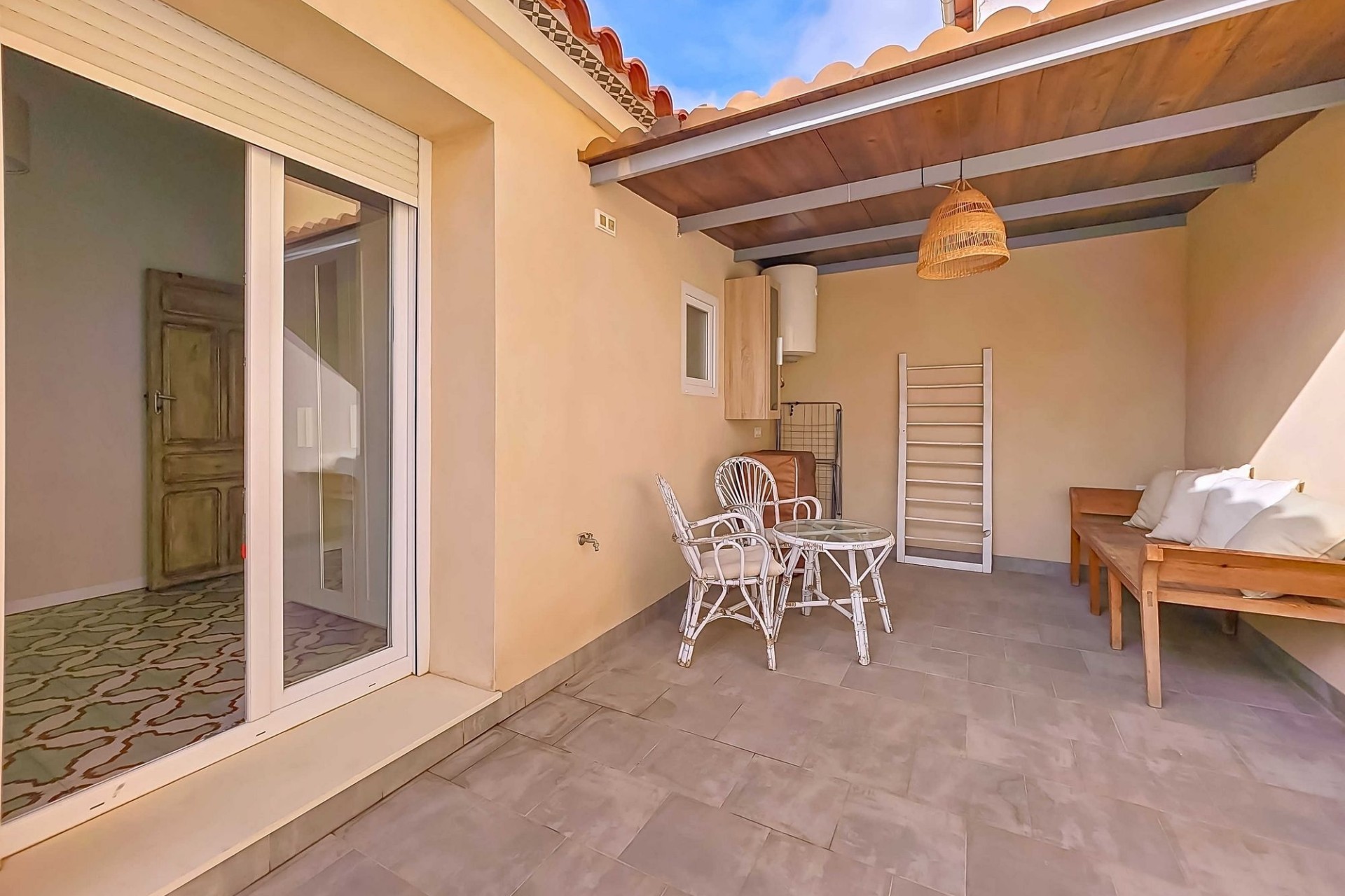 Herverkoop - Herenhuis -
Pinoso