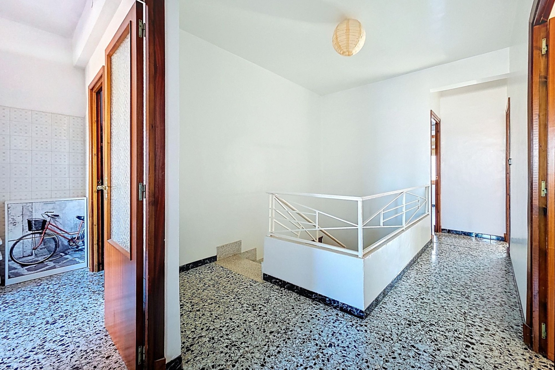 Herverkoop - Herenhuis -
Pinoso