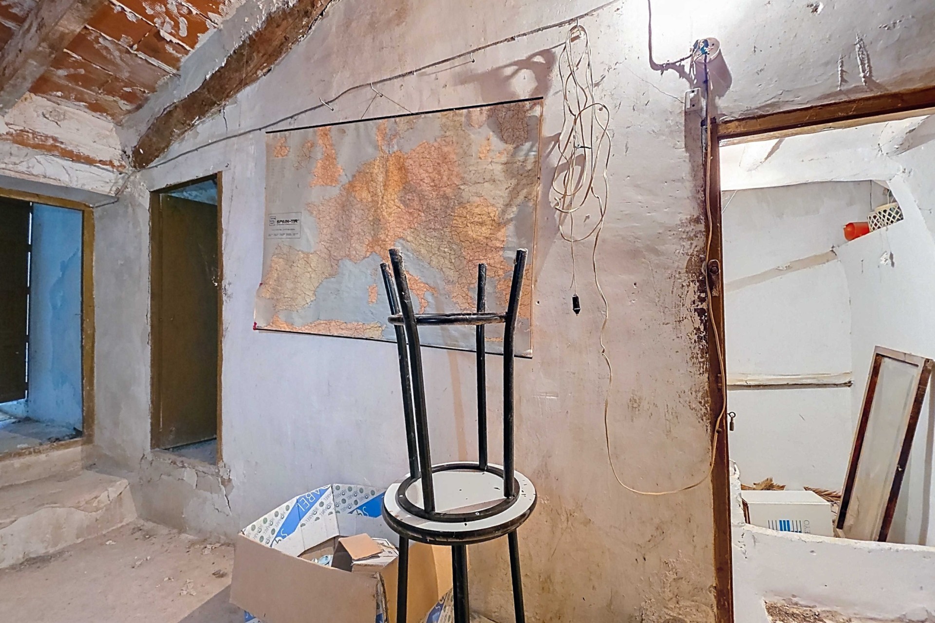 Herverkoop - Herenhuis -
Torre Del Rico