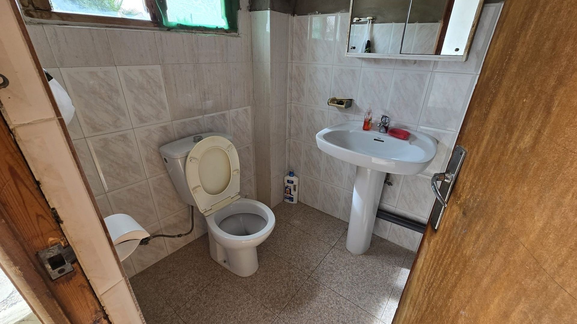 Herverkoop - Investeringsproject -
SAX