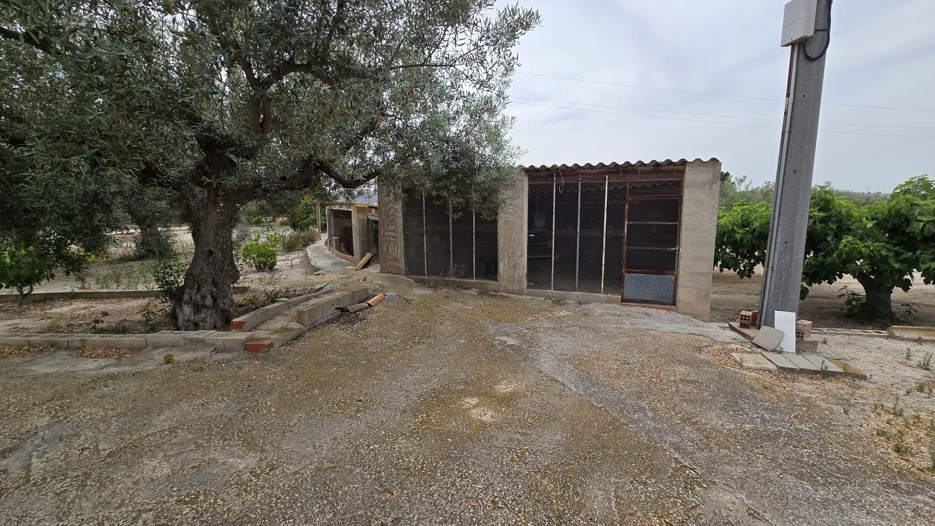 Herverkoop - Investeringsproject -
SAX