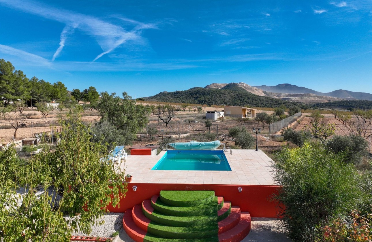 Herverkoop - Landhuis -
La Solana