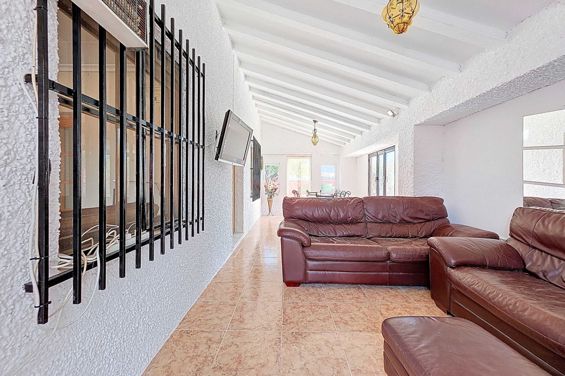 Herverkoop - Landhuis -
La Solana