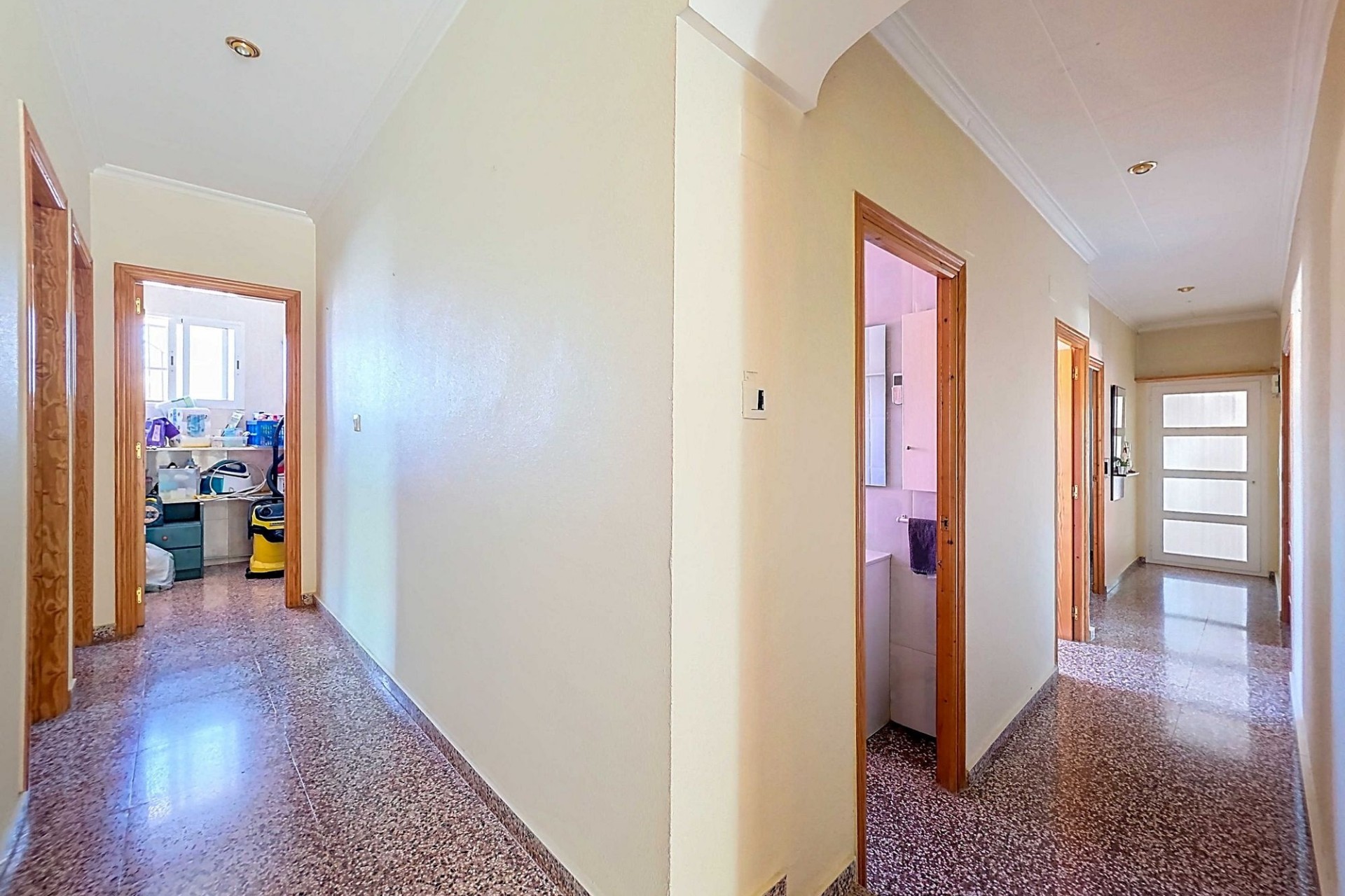 Herverkoop - Landhuis -
La Solana