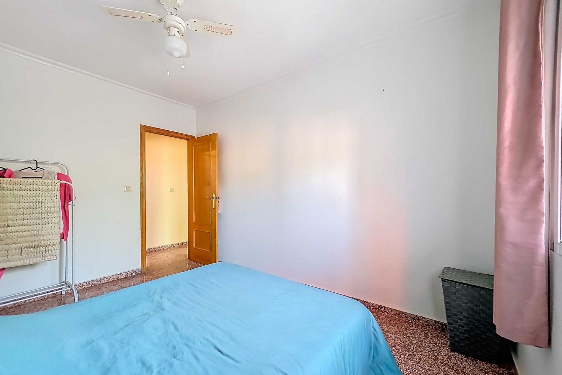 Herverkoop - Landhuis -
La Solana