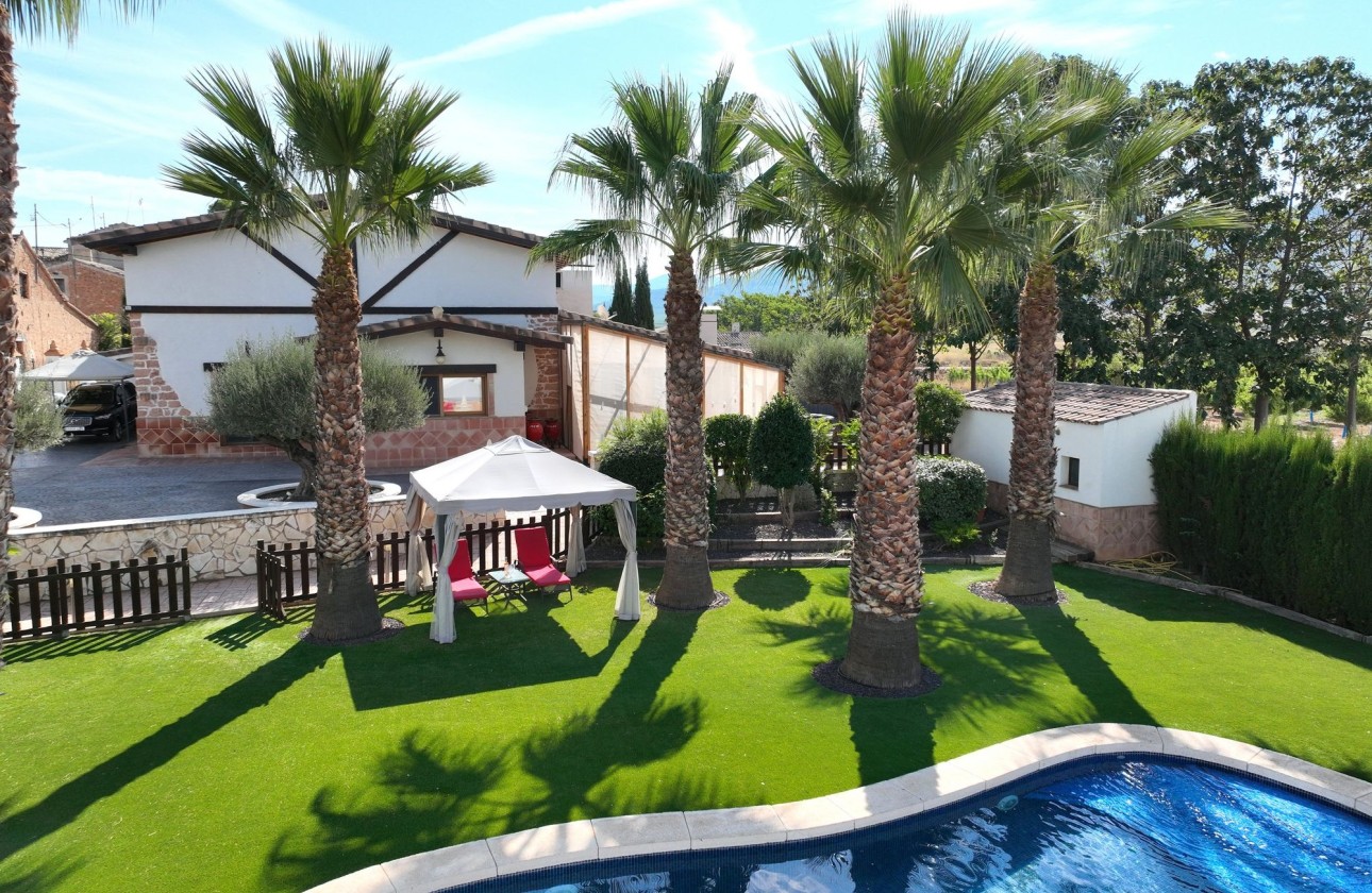 Herverkoop - Landhuis -
Pinoso