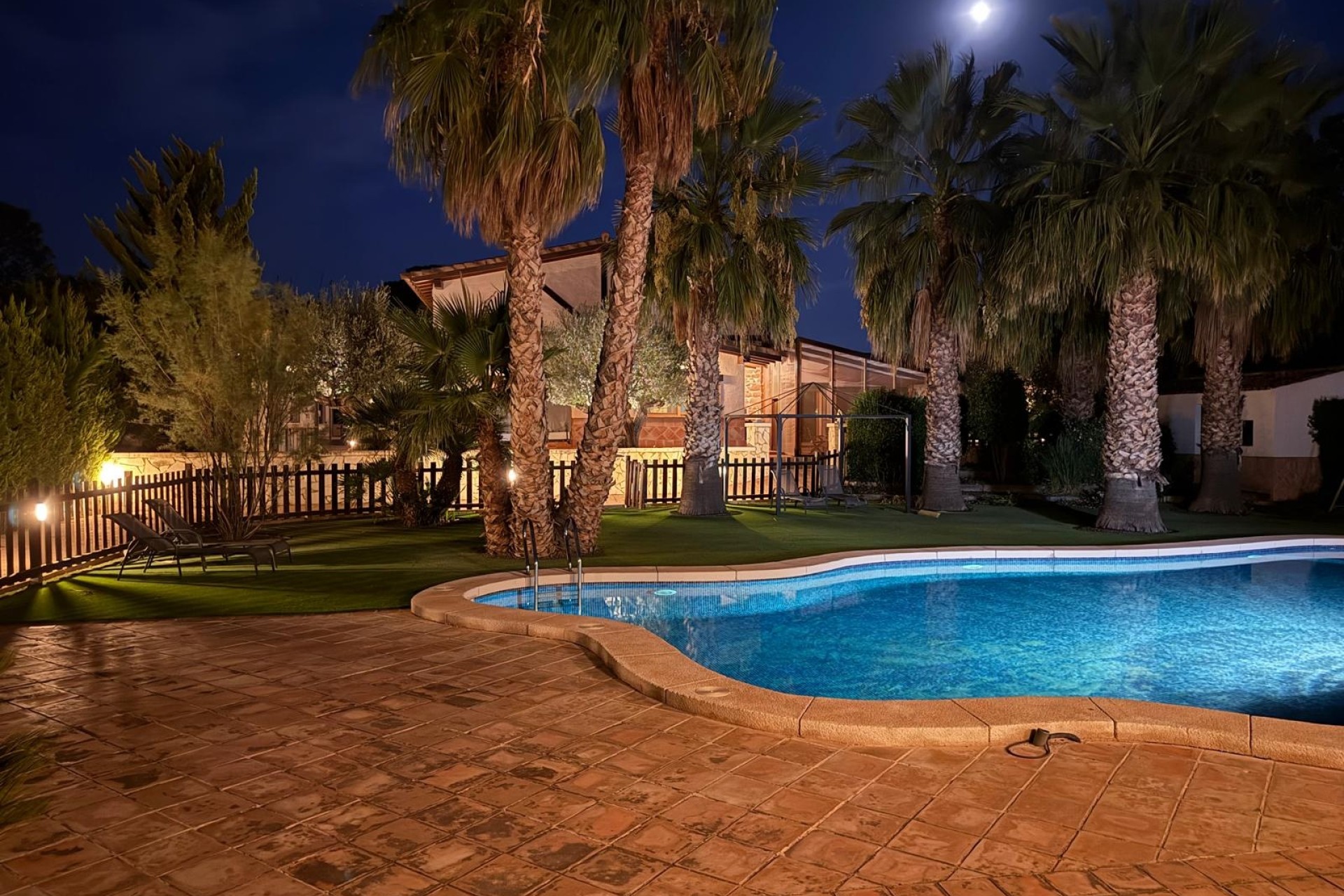 Herverkoop - Landhuis -
Pinoso