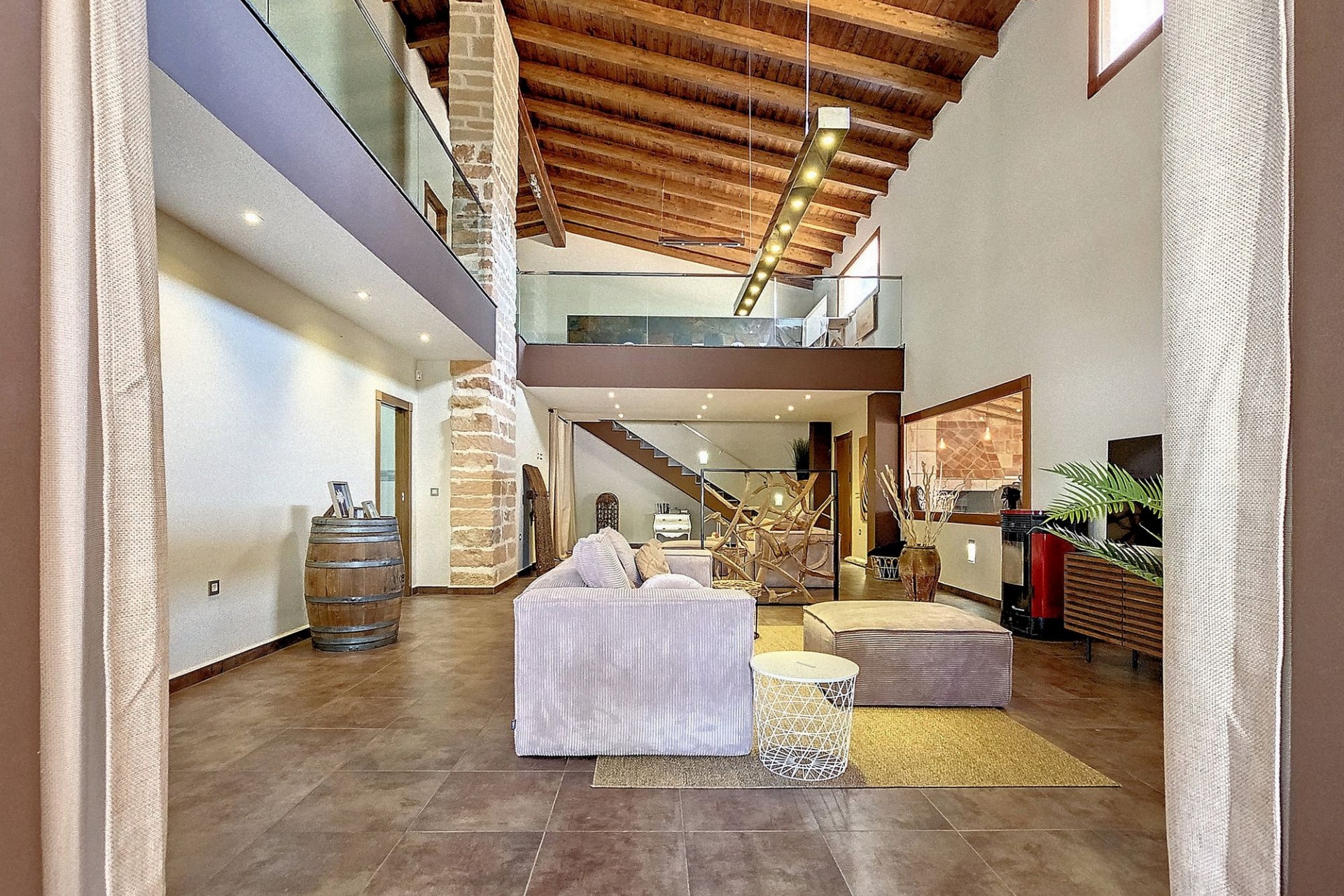 Herverkoop - Landhuis -
Pinoso