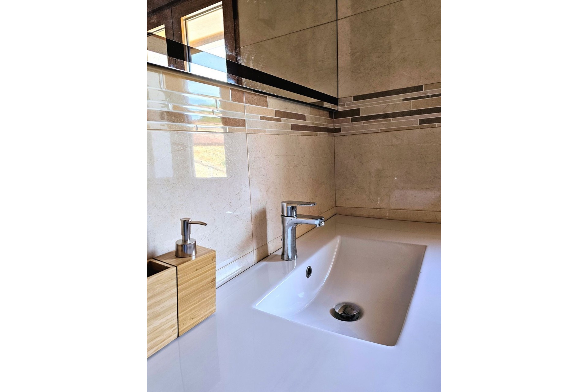 Herverkoop - Landhuis -
Pinoso