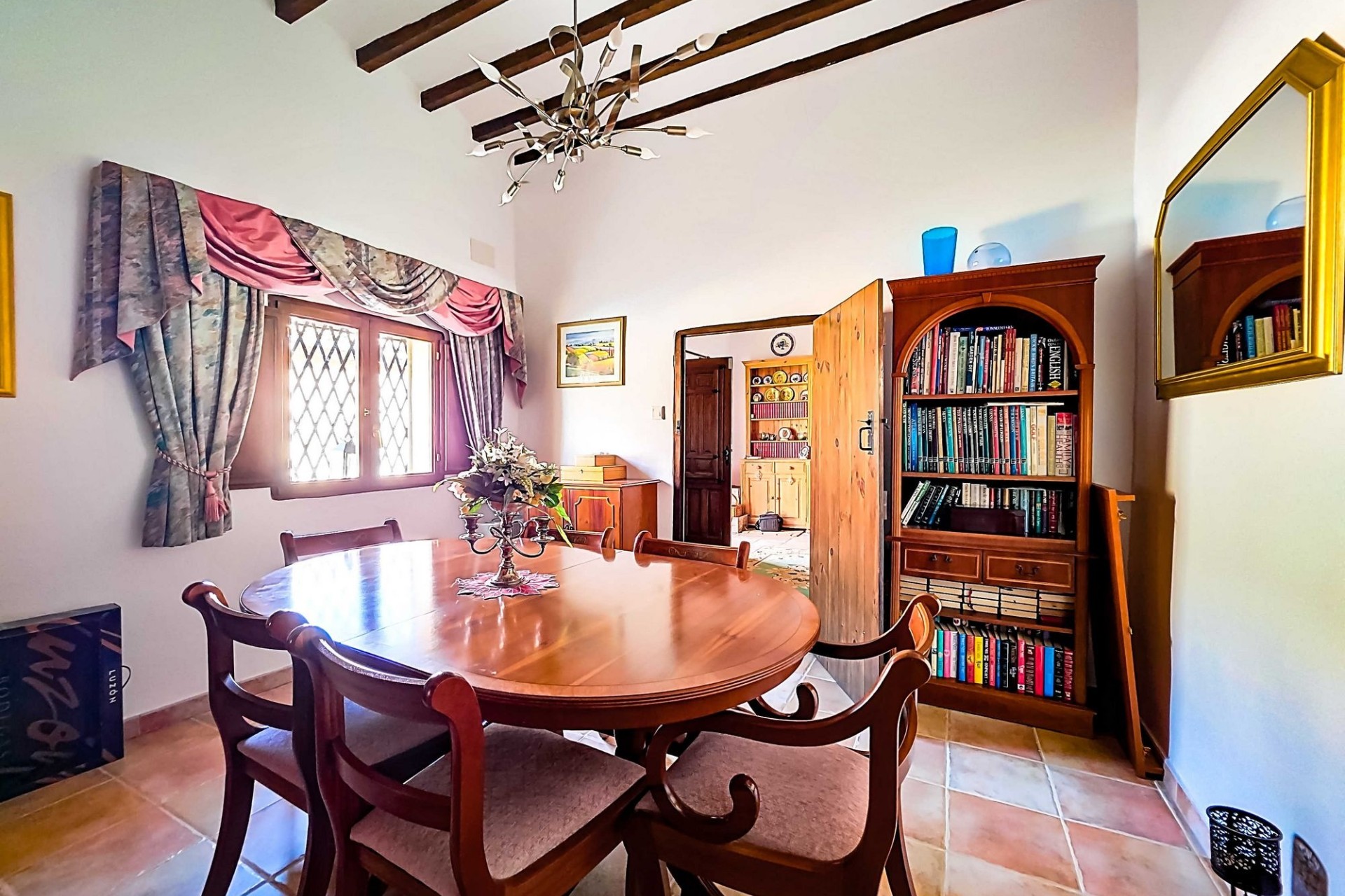 Herverkoop - Landhuis -
Torre Del Rico