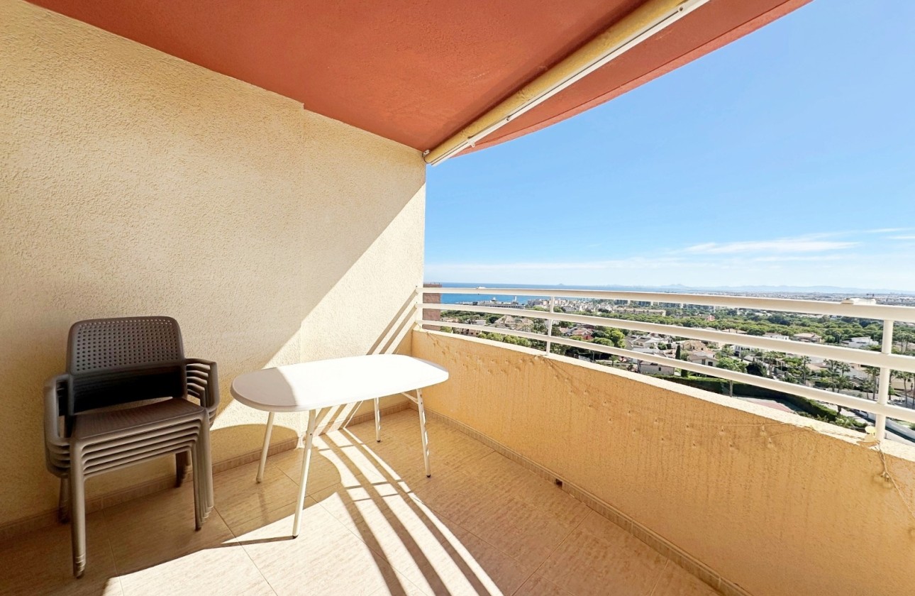 Herverkoop -  -
Orihuela Costa - Campoamor