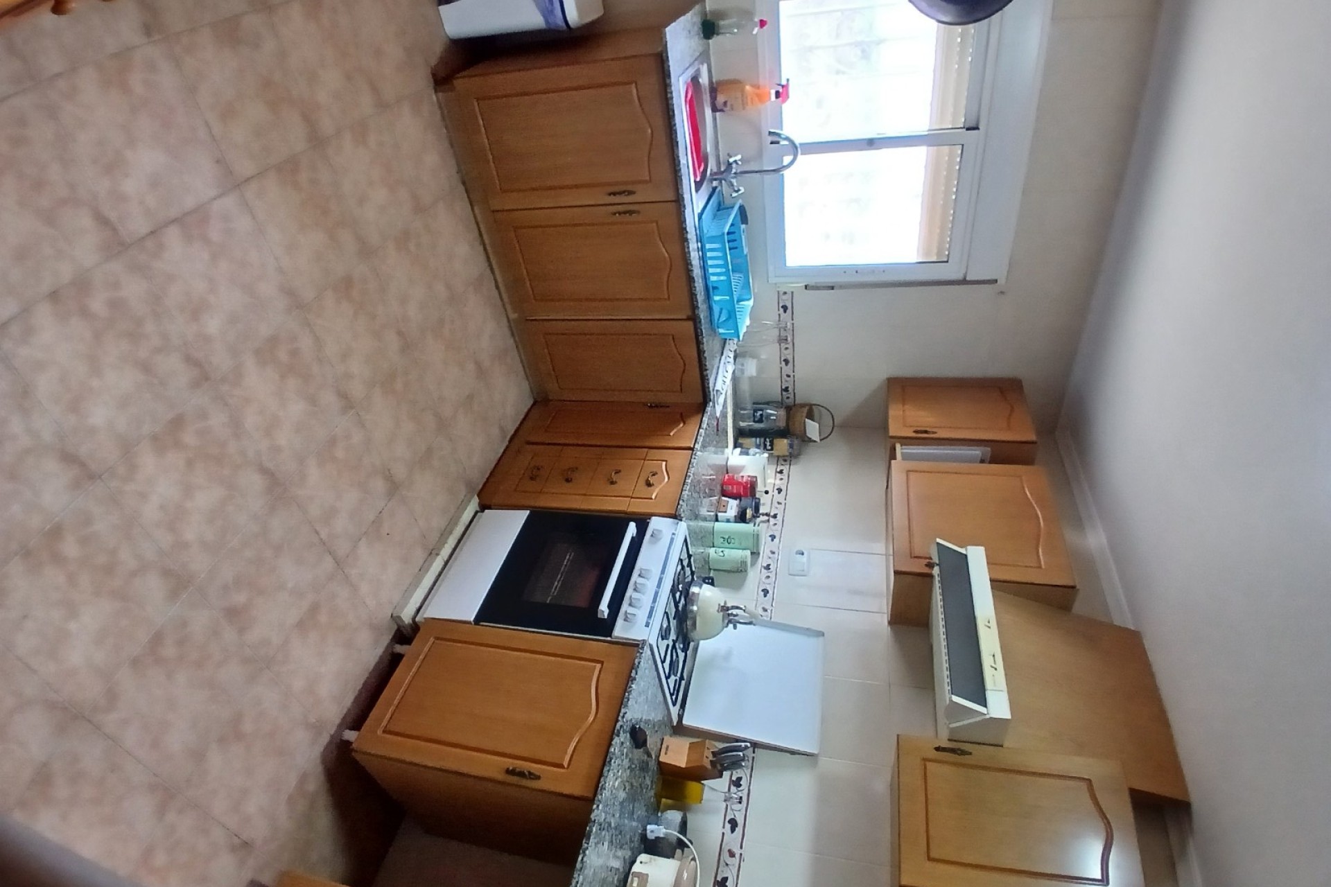 Herverkoop - Paardensporteigendom -
Monóvar