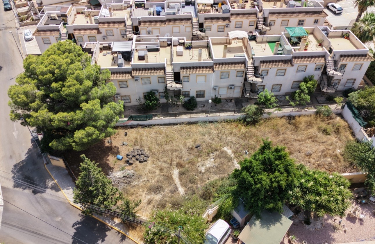Herverkoop - Perceel / Grond -
Algorfa - Montemar