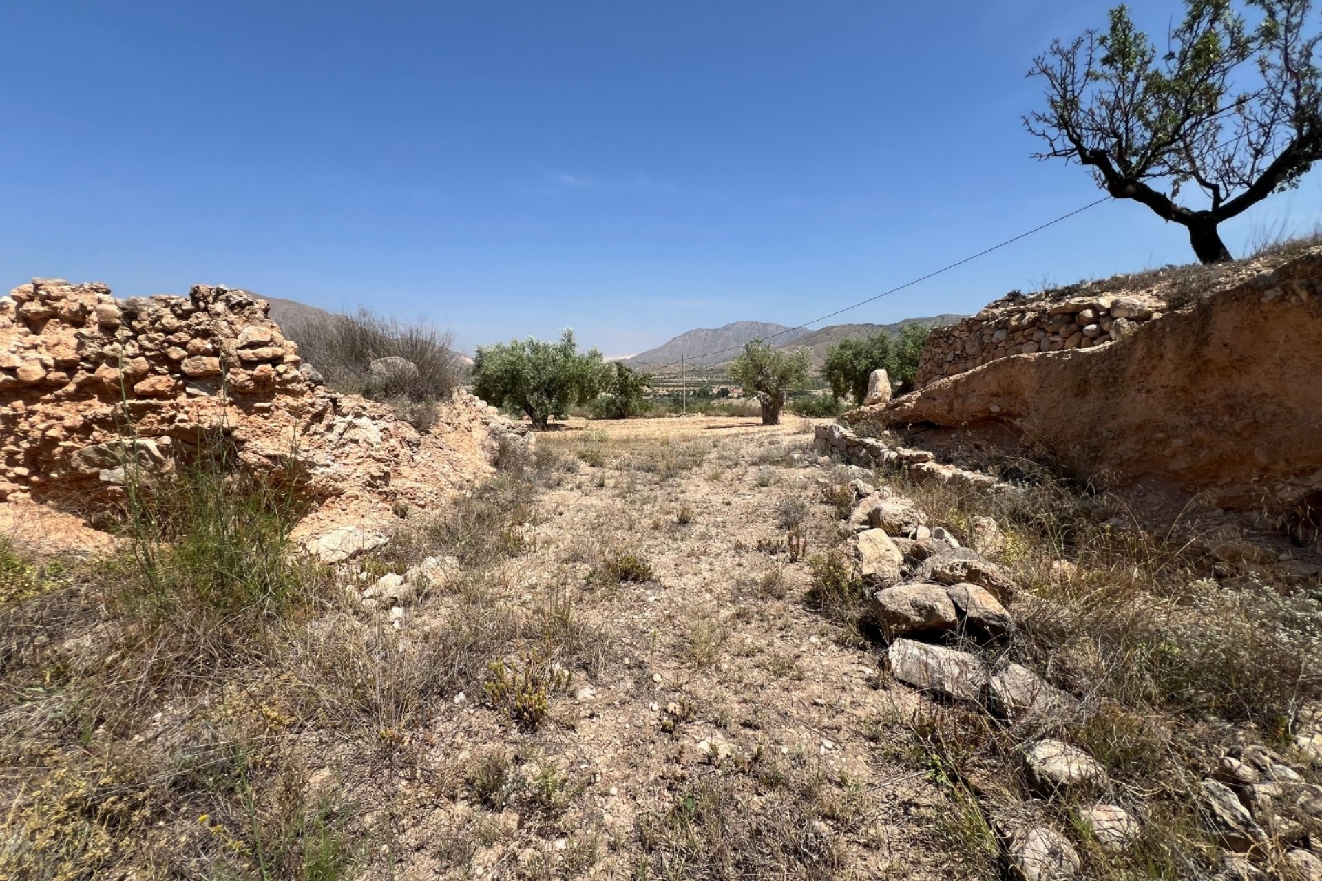 Herverkoop - Perceel Grond -
Barbarroja