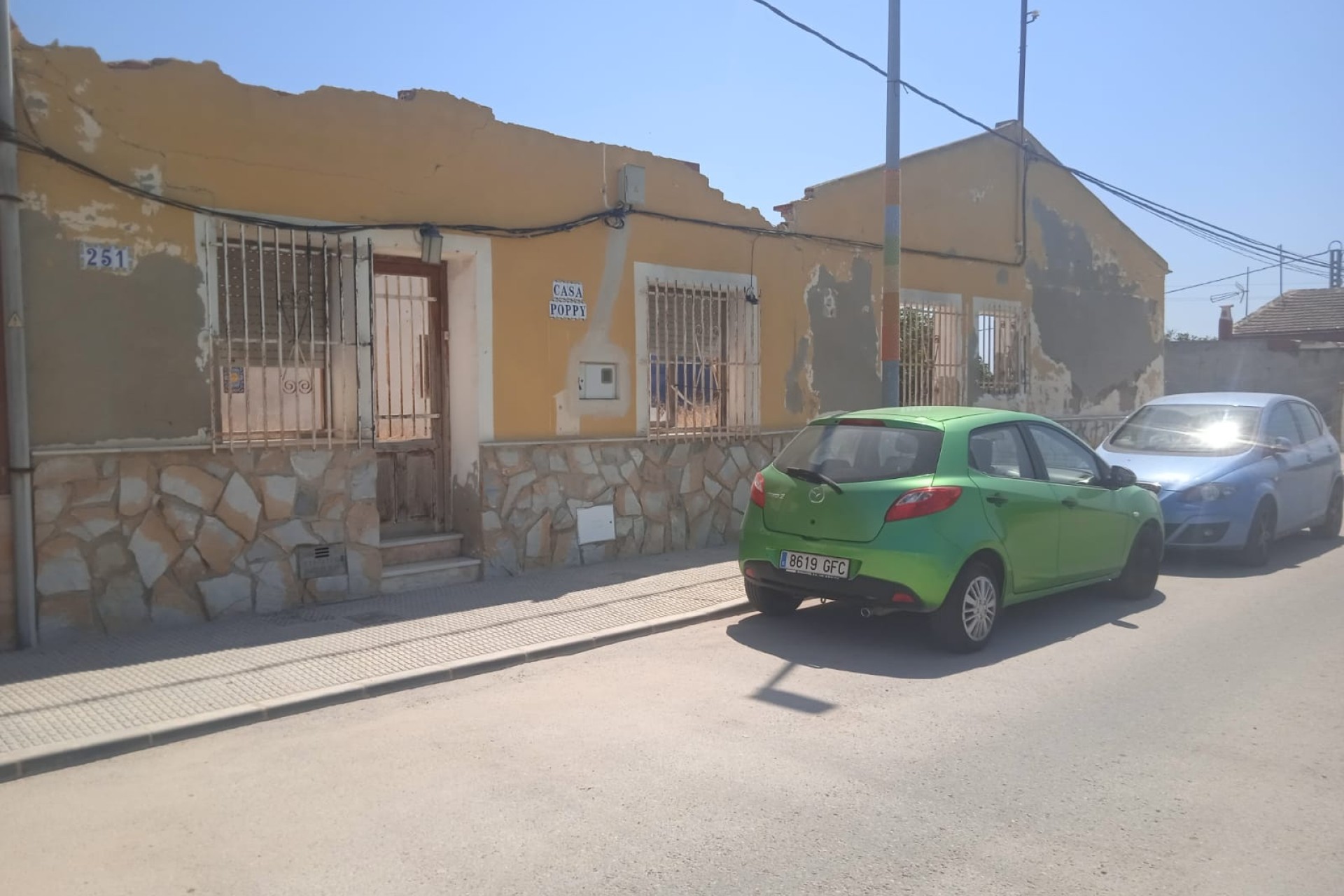 Herverkoop - Perceel / Grond -
Catral