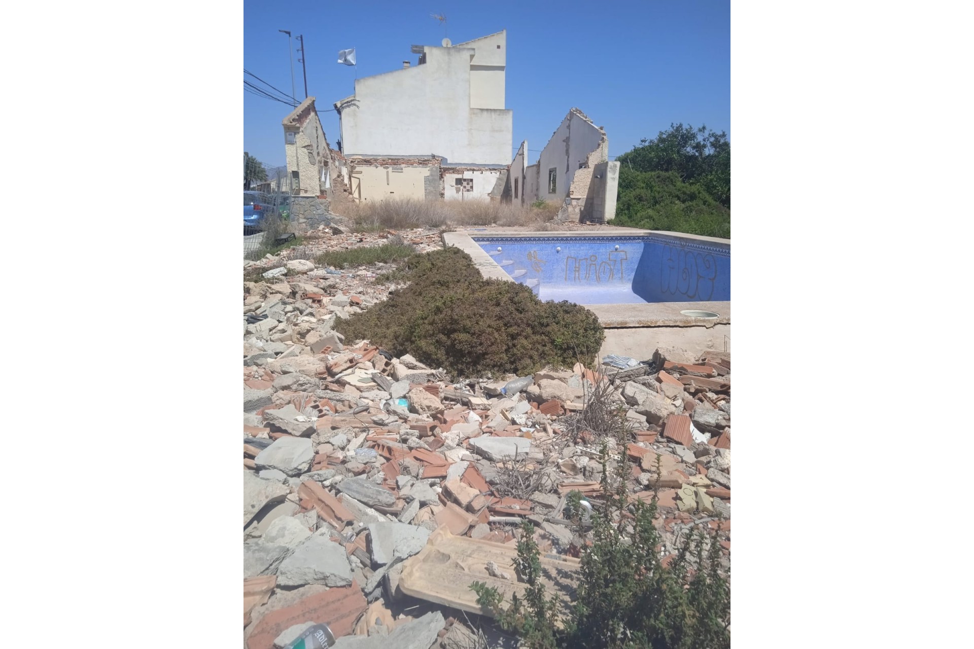 Herverkoop - Perceel / Grond -
Catral