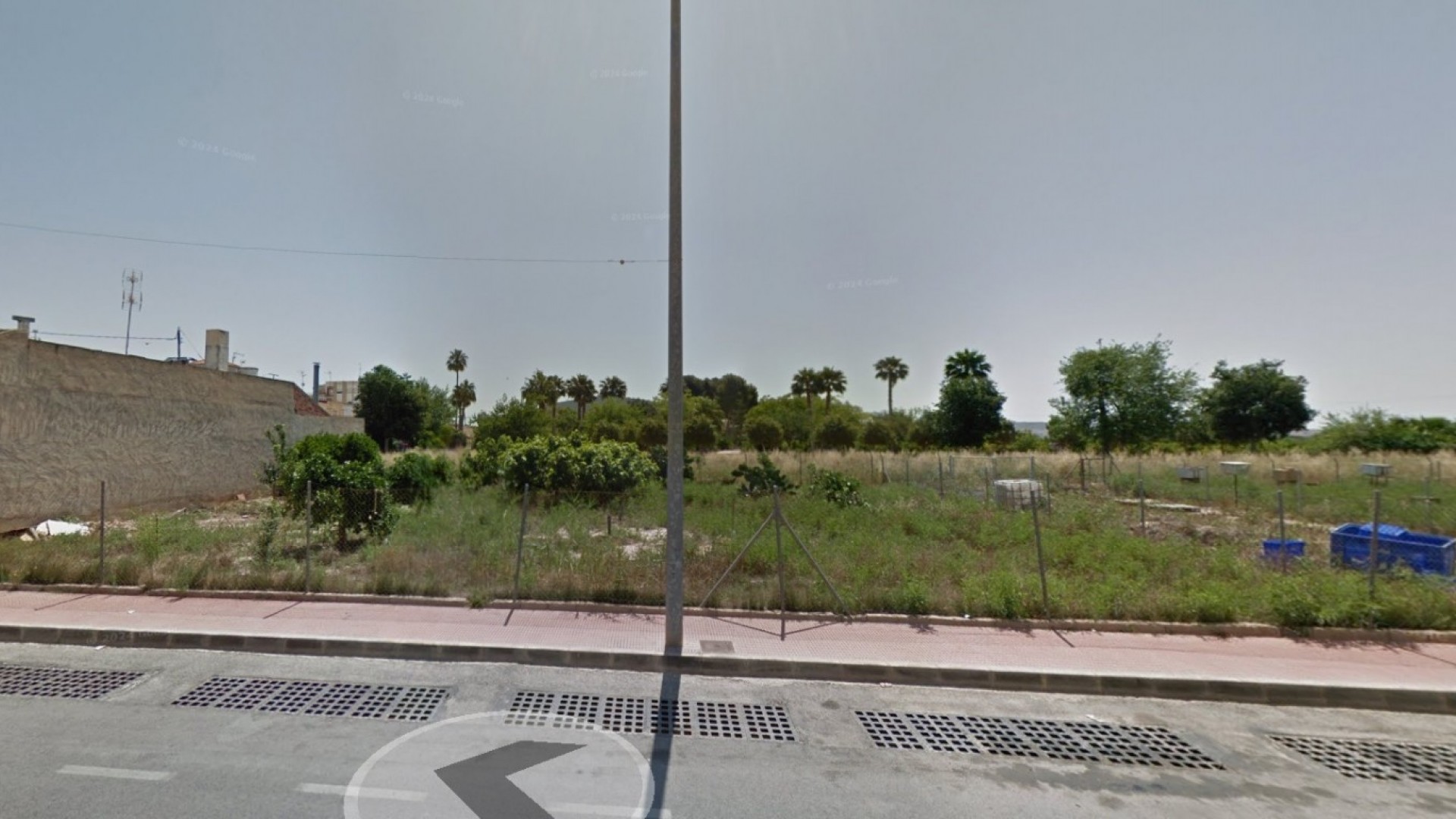 Herverkoop - Perceel Grond -
Daya Nueva