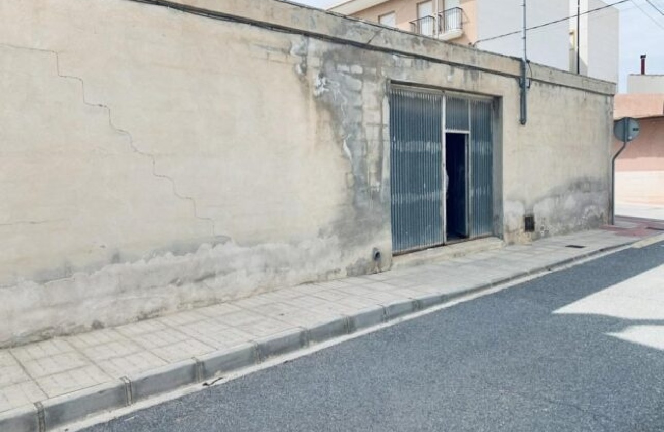 Herverkoop - Perceel Grond -
La Romana