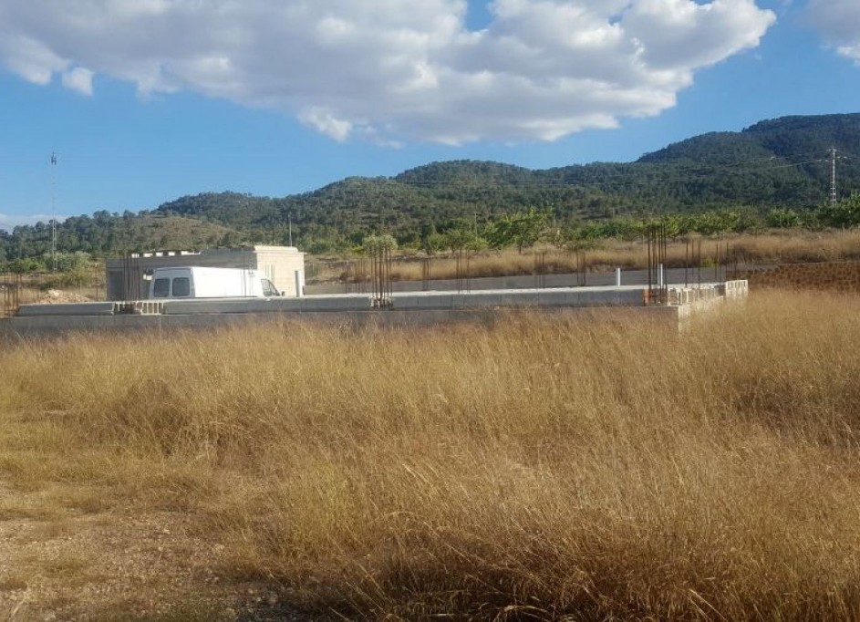 Herverkoop - Perceel Grond -
Monóvar