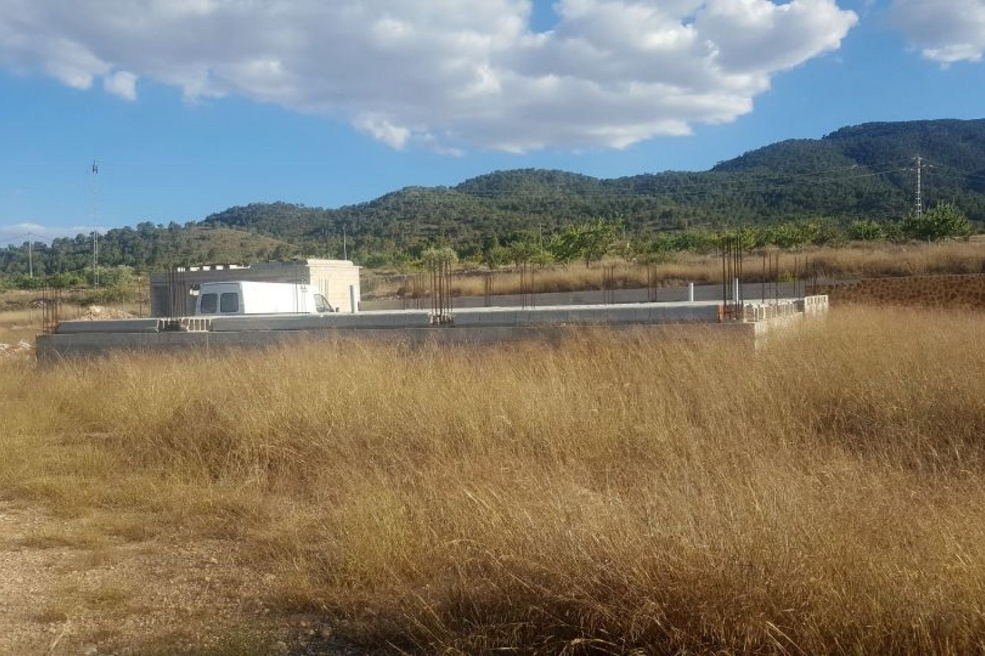 Herverkoop - Perceel Grond -
Monóvar