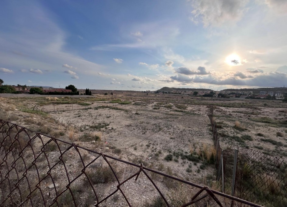 Herverkoop - Perceel Grond -
Mutxamel - mutxamel