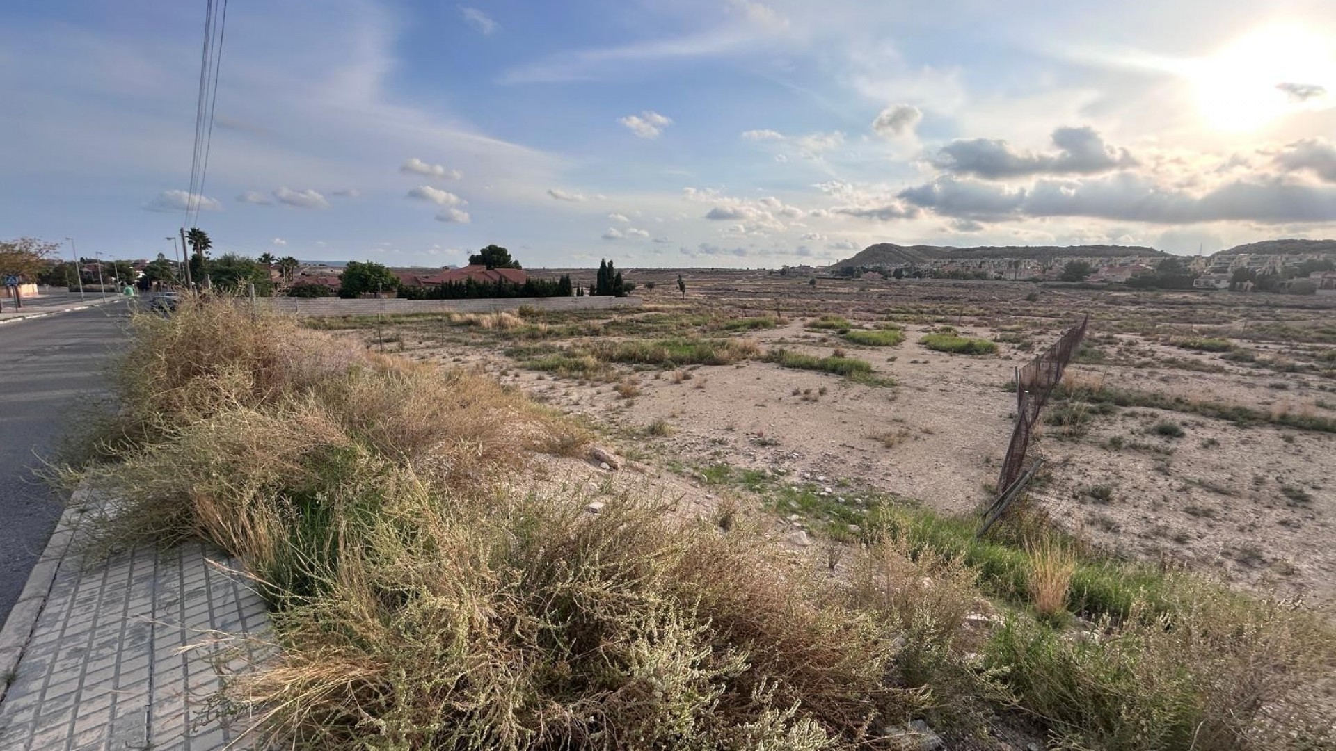 Herverkoop - Perceel Grond -
Mutxamel - mutxamel