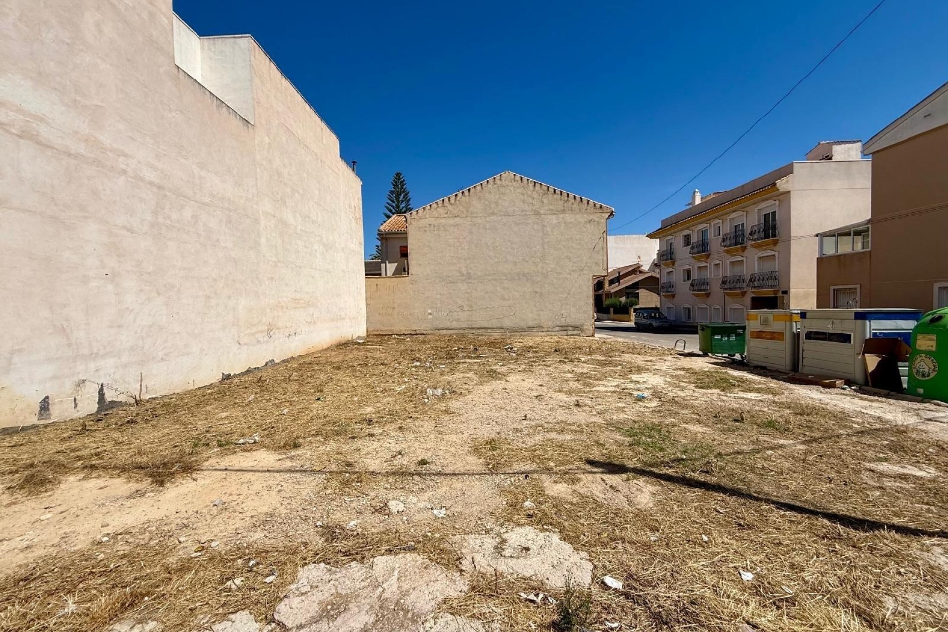 Herverkoop - Perceel / Grond -
San Miguel de Salinas - CENTRO URBANO