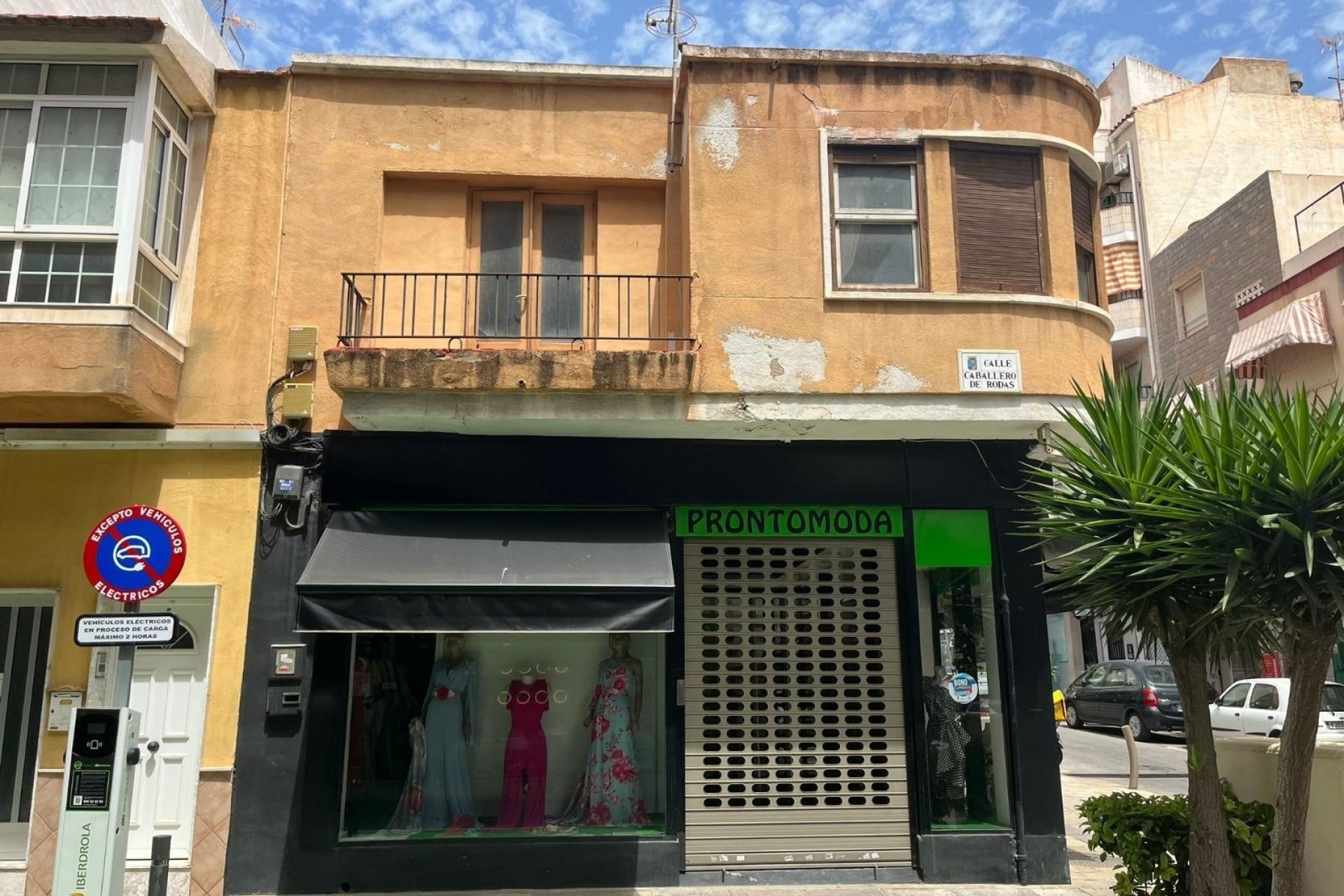 Herverkoop - Perceel / Grond -
Torrevieja - torrevieja