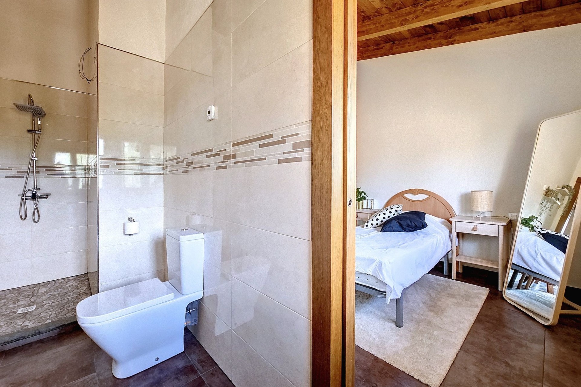 Herverkoop -  -
Pinoso