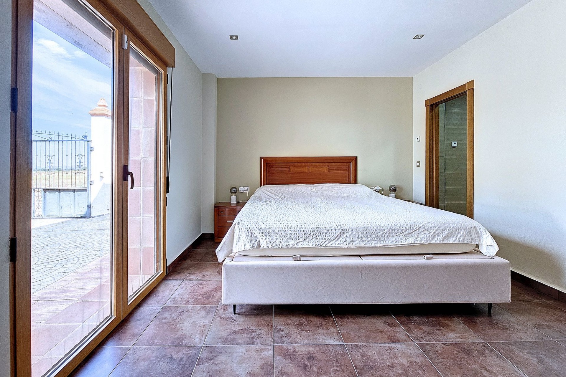 Herverkoop -  -
Pinoso