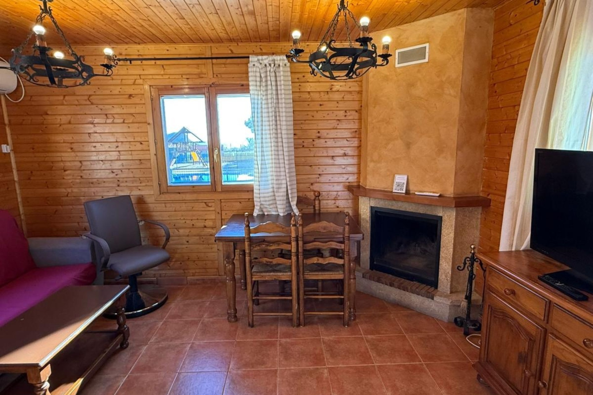 Herverkoop - Resort -
Aledo