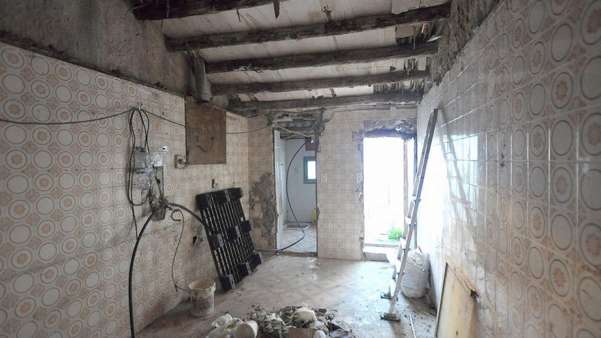 Herverkoop - Restauratieproject -
Salinas