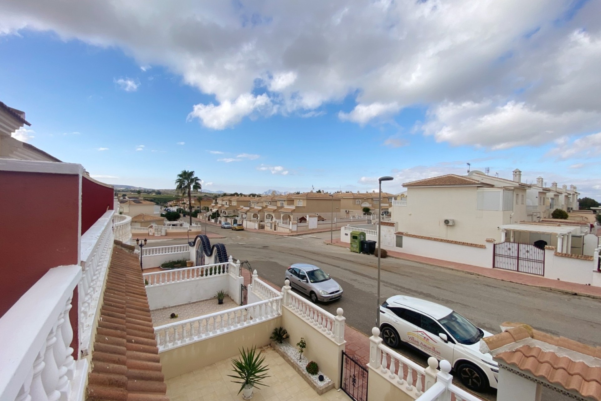 Herverkoop - Rijhuis -
Benijofar - Monte Azul