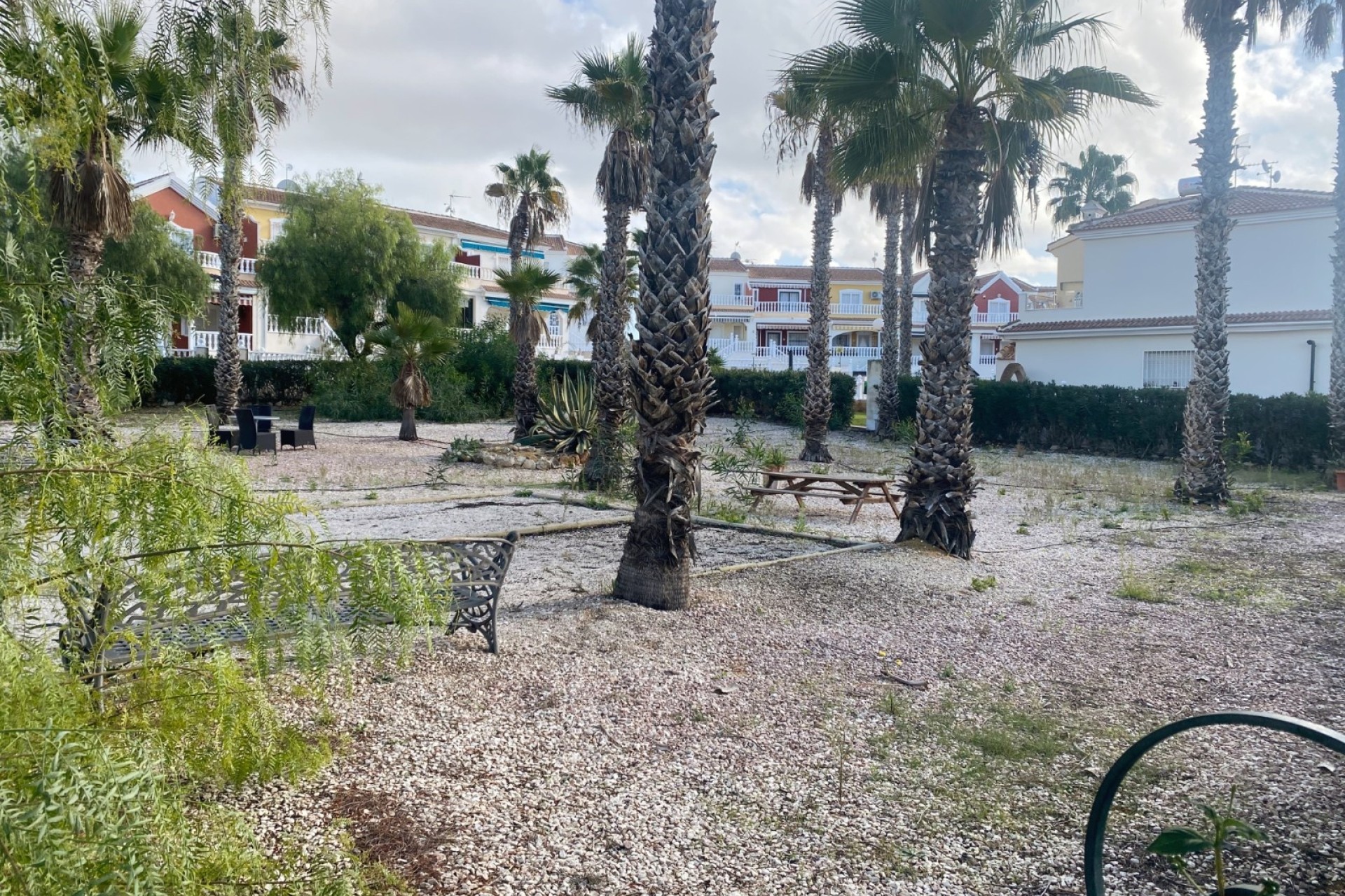 Herverkoop - Rijhuis -
Benijofar - Monte Azul