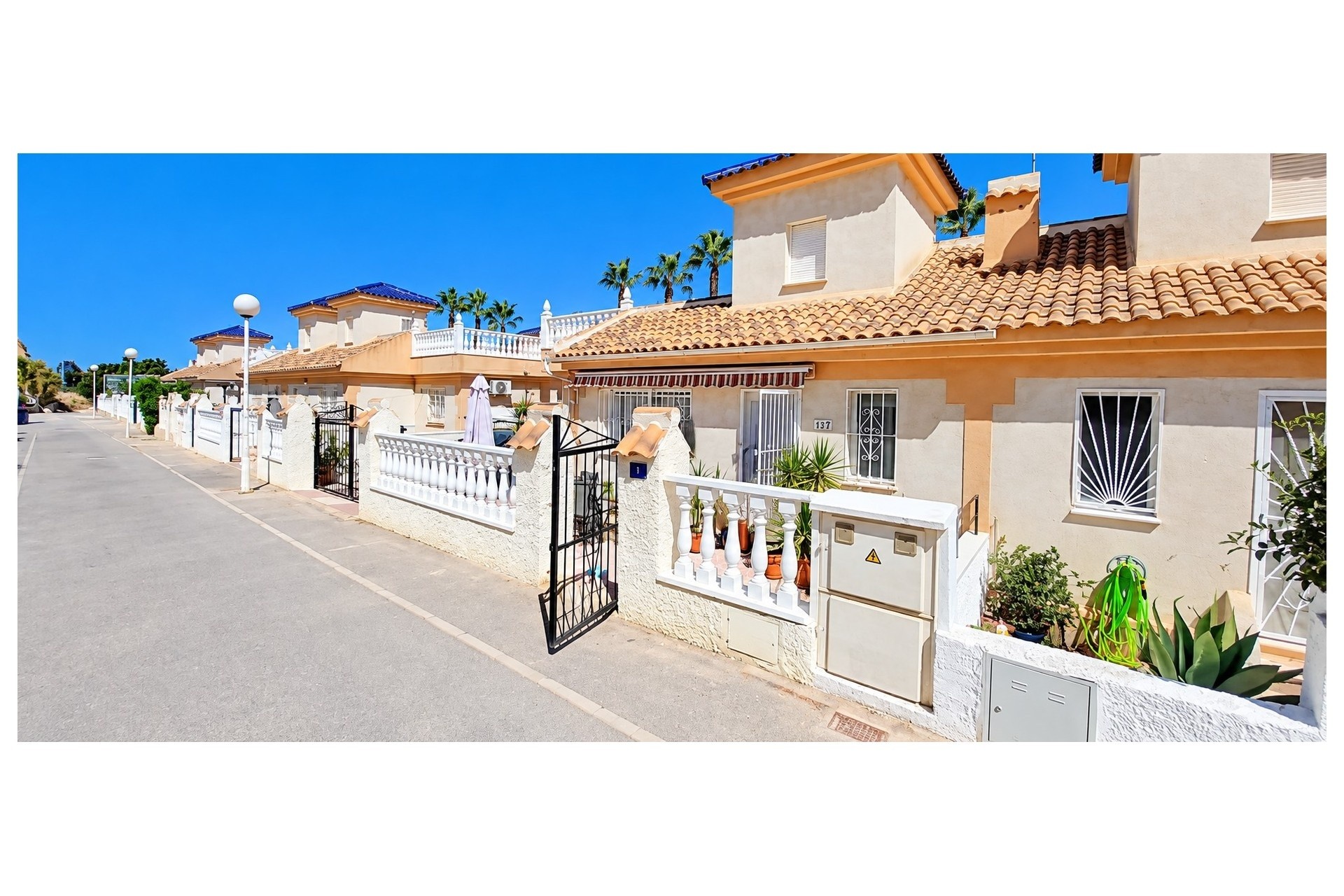 Herverkoop - Rijhuis -
Ciudad Quesada - Rojales - Ciudad Quesada