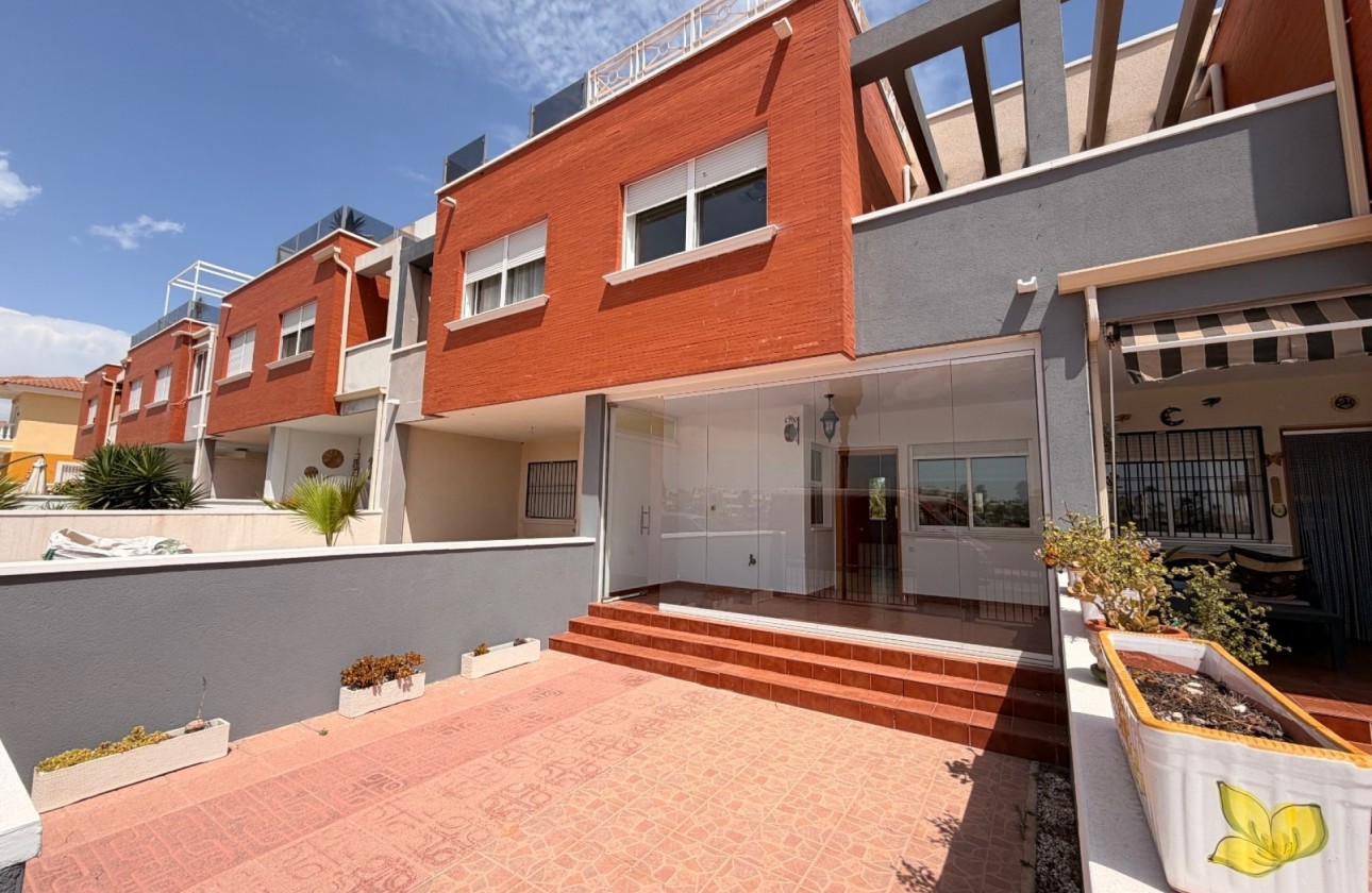 Herverkoop - Rijhuis -
Ciudad Quesada - Rojales - Doña Pepa