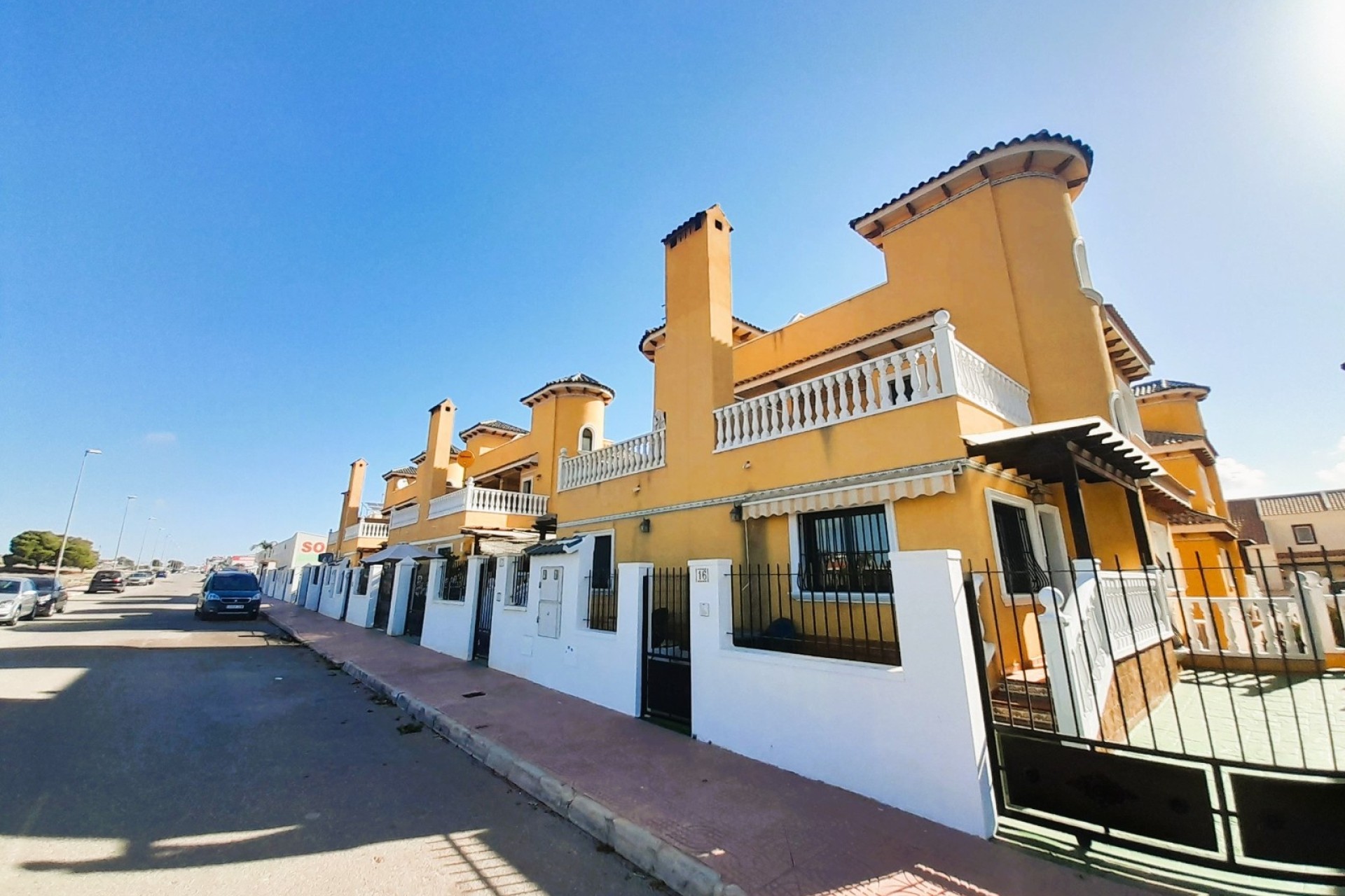 Herverkoop - Rijhuis -
Ciudad Quesada - Rojales - Lo Marabu