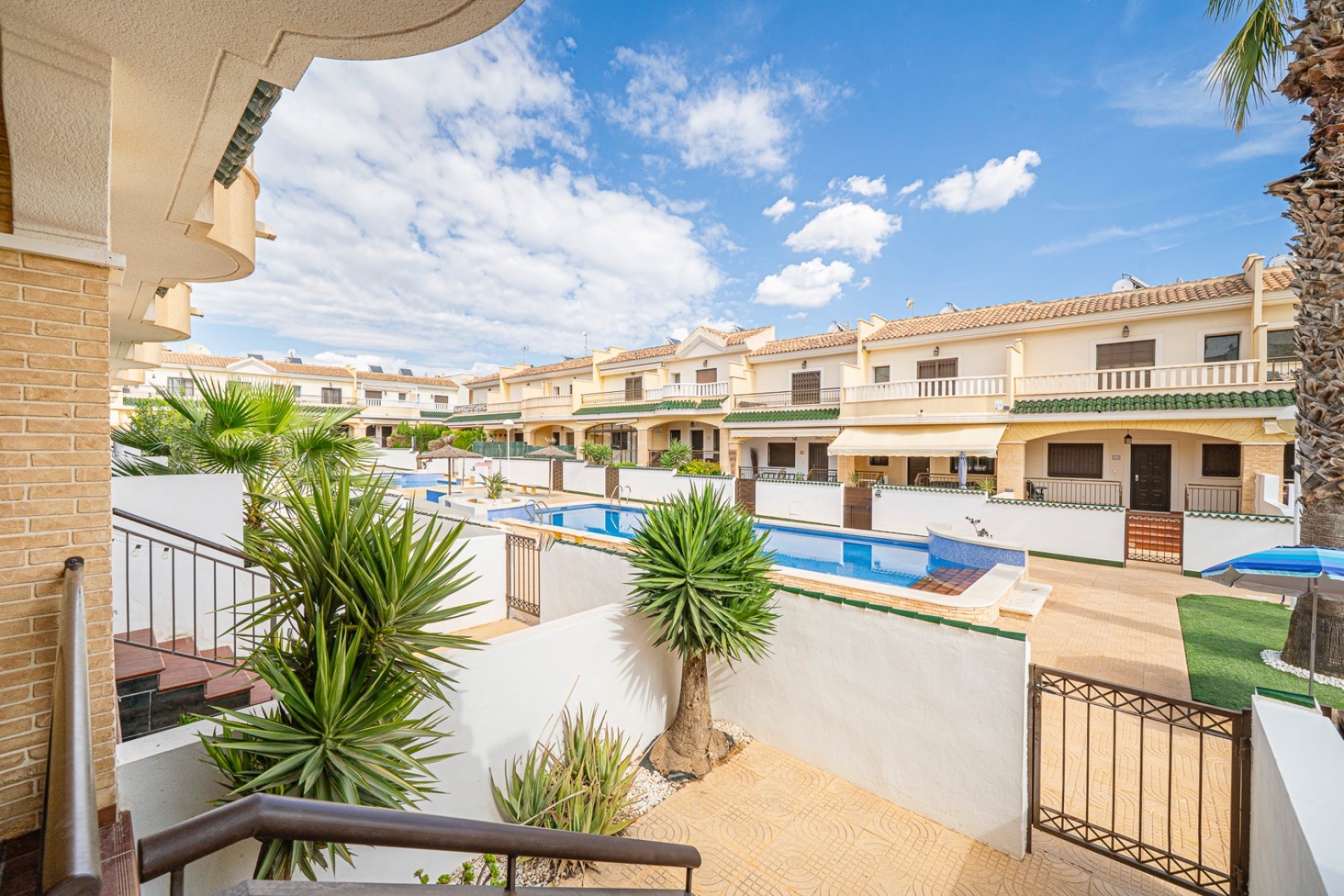 Herverkoop - Rijhuis -
Ciudad Quesada - Rojales - Lo Marabú