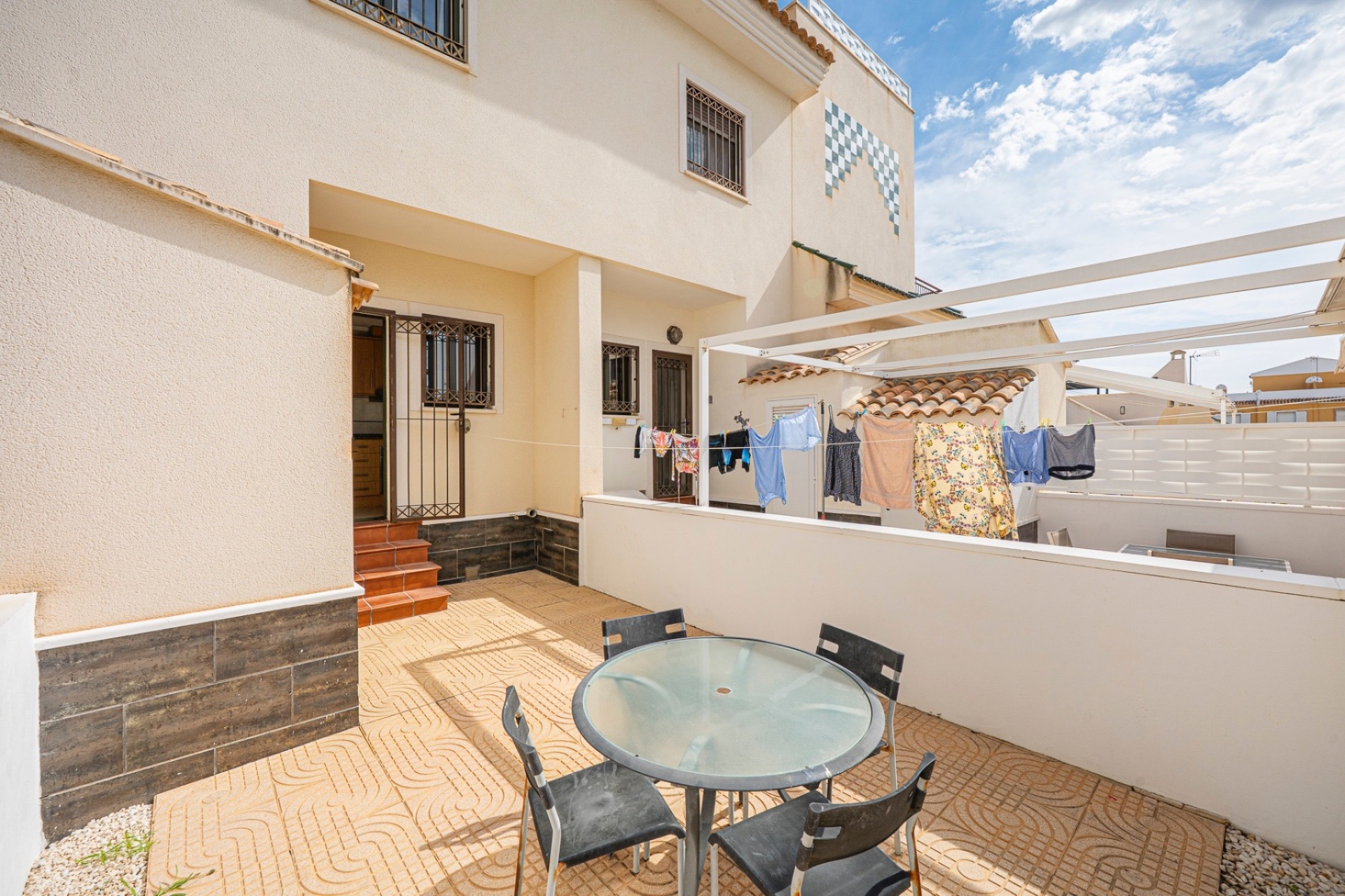 Herverkoop - Rijhuis -
Ciudad Quesada - Rojales - Lo Marabú