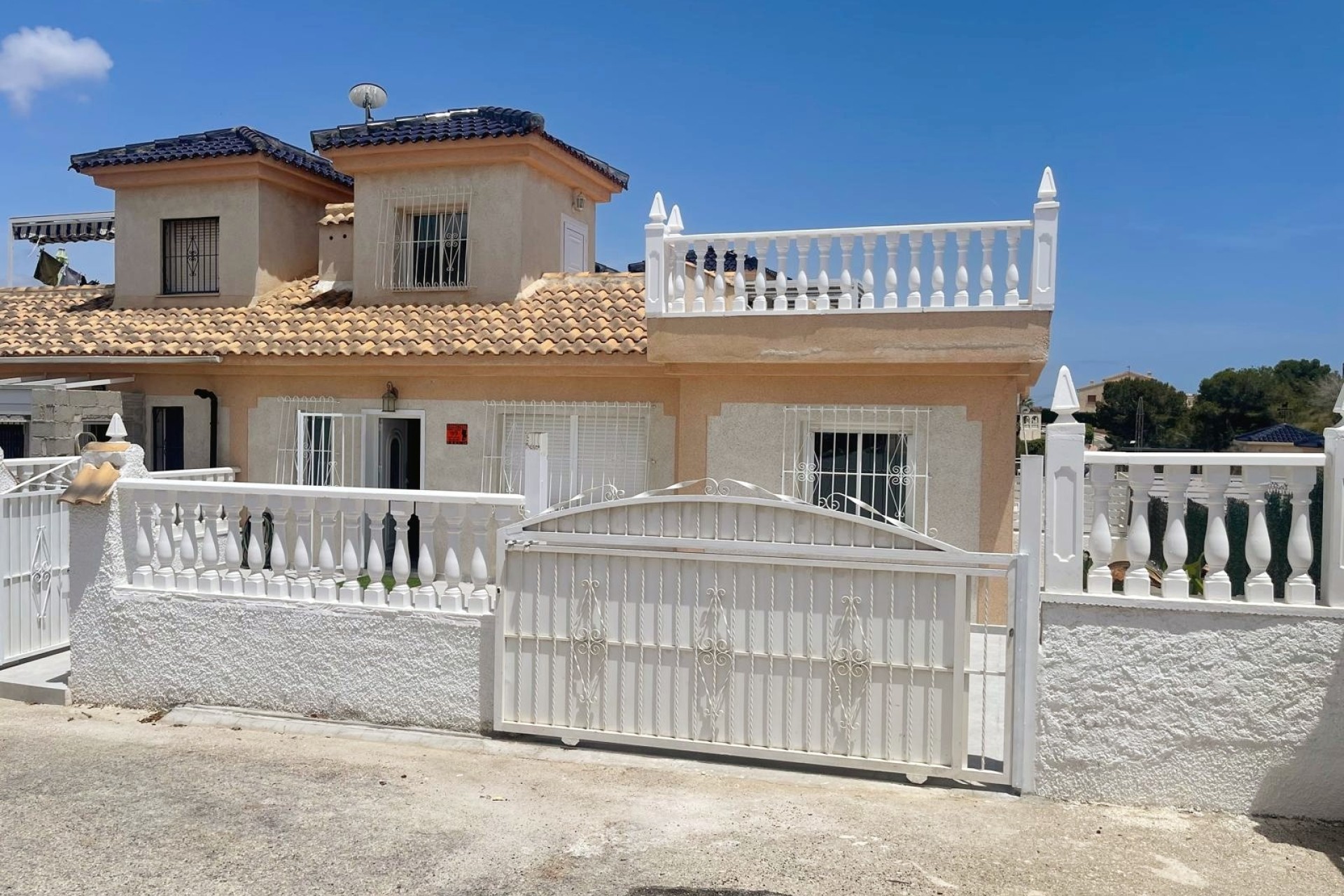 Herverkoop - Rijhuis -
Ciudad Quesada - Rojales - Upper Golf