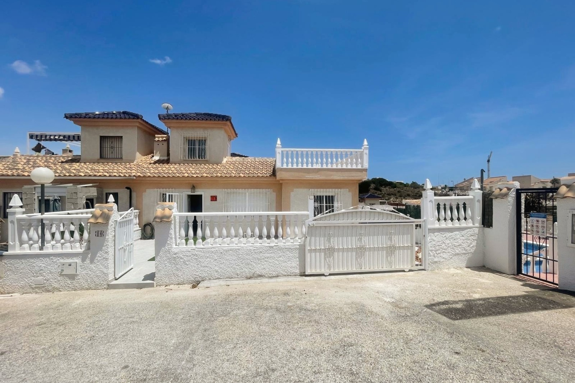 Herverkoop - Rijhuis -
Ciudad Quesada - Rojales - Upper Golf