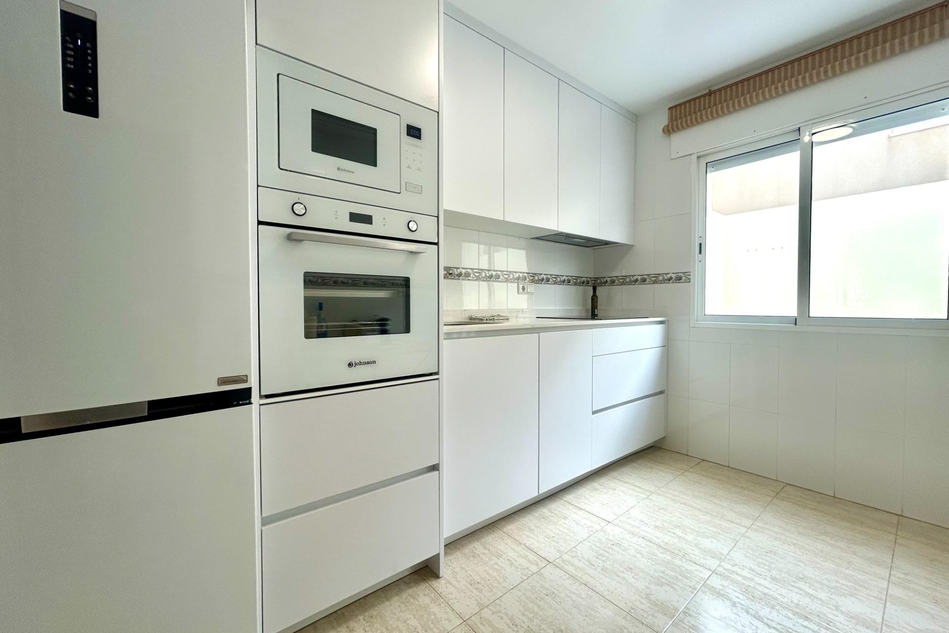 Herverkoop - Rijhuis -
Dehesa de Campoamor - Campoamor