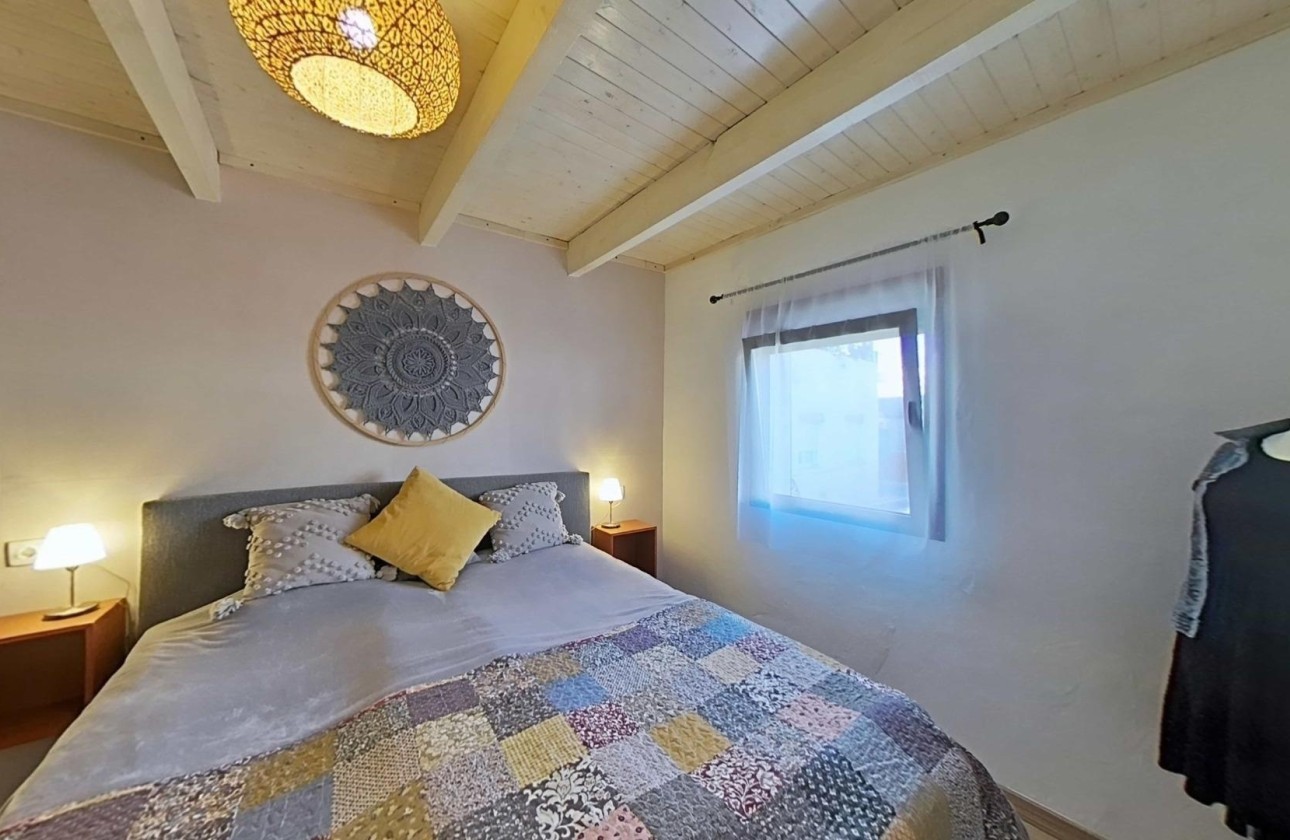 Herverkoop - Rijhuis -
Formentera del Segura - Formentera de Segura