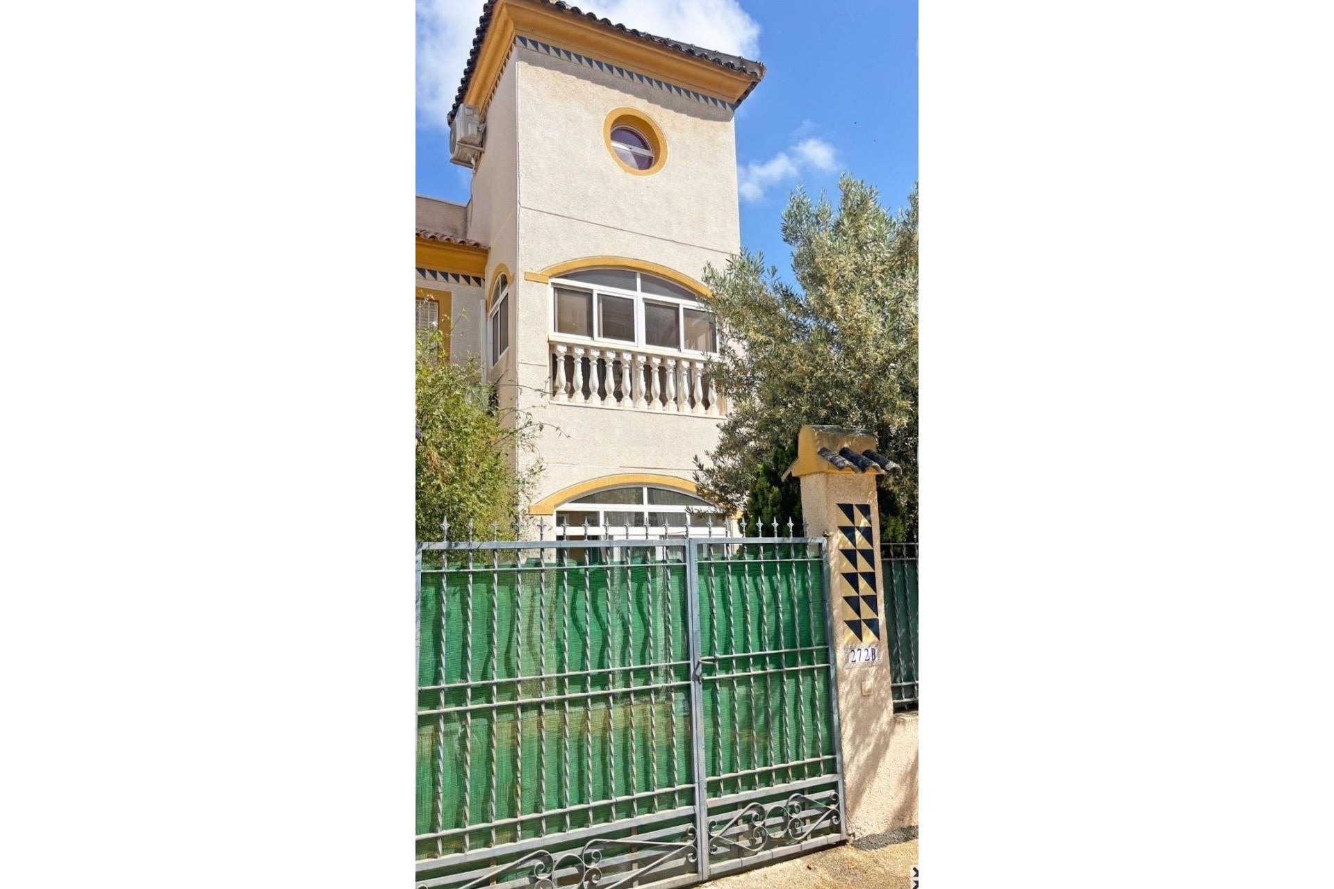 Herverkoop - Rijhuis -
Guardamar del Segura - El Edén - Los Estaños