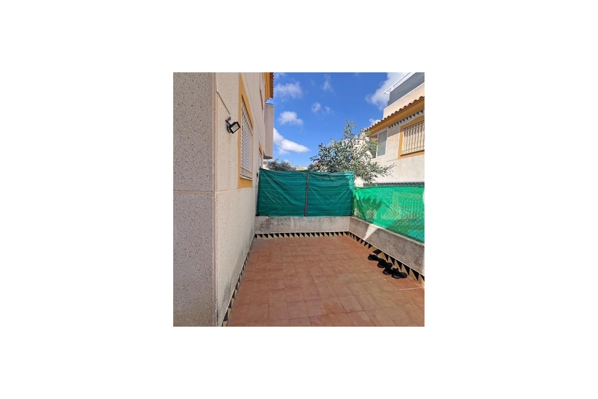 Herverkoop - Rijhuis -
Guardamar del Segura - El Edén - Los Estaños