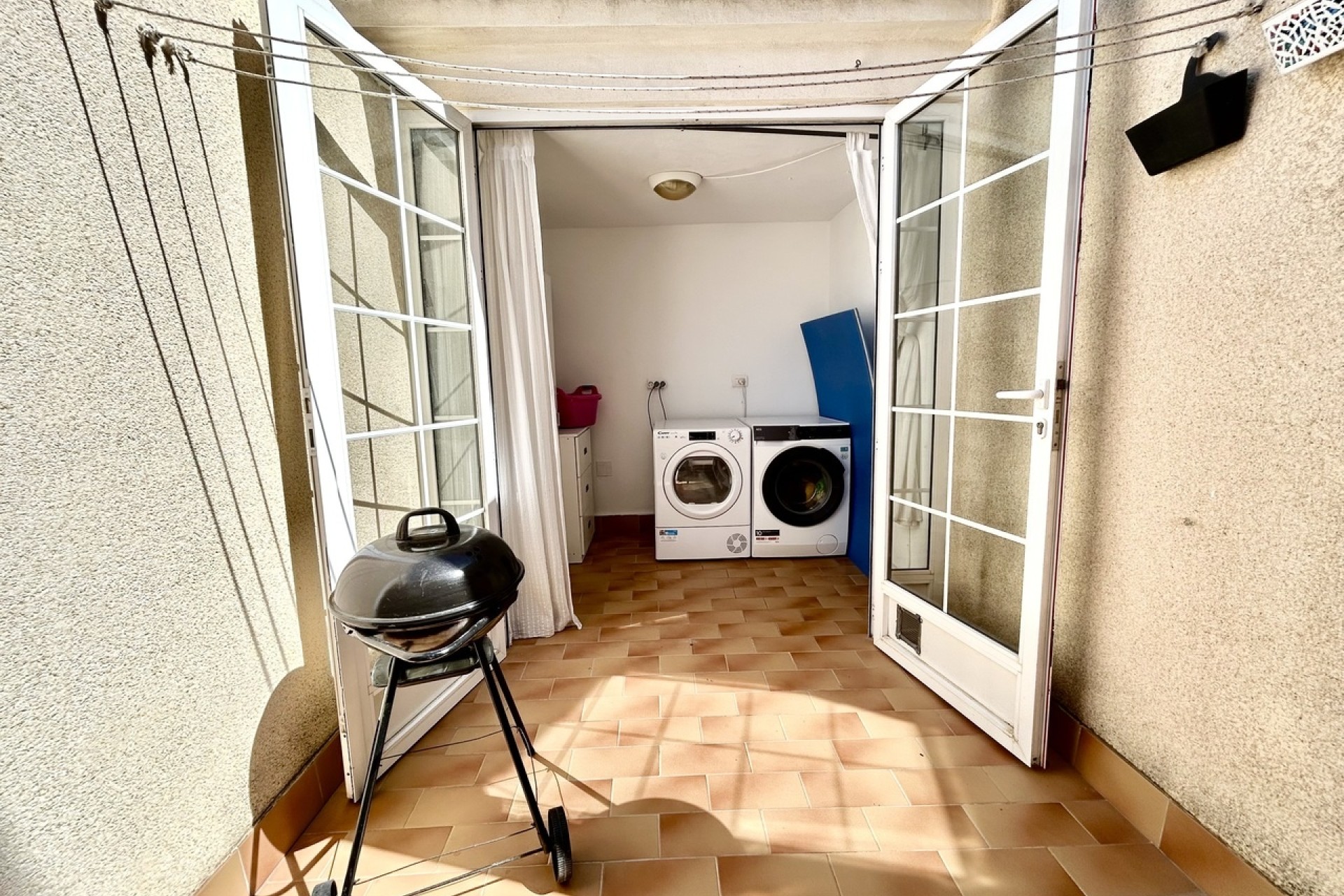 Herverkoop - Rijhuis -
Heredades - Costa Blanca