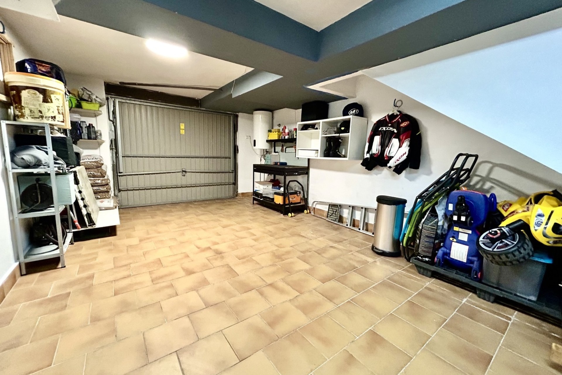 Herverkoop - Rijhuis -
Heredades - Costa Blanca