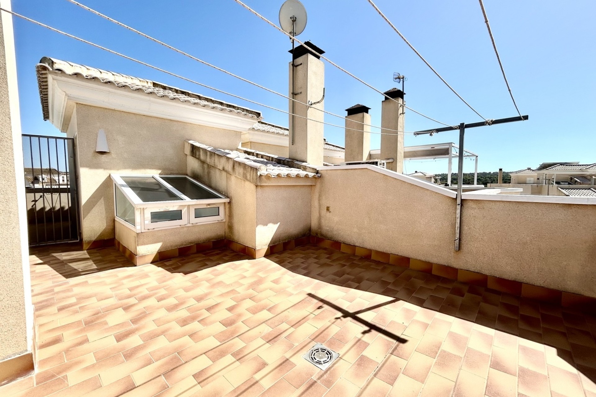 Herverkoop - Rijhuis -
Heredades - Costa Blanca